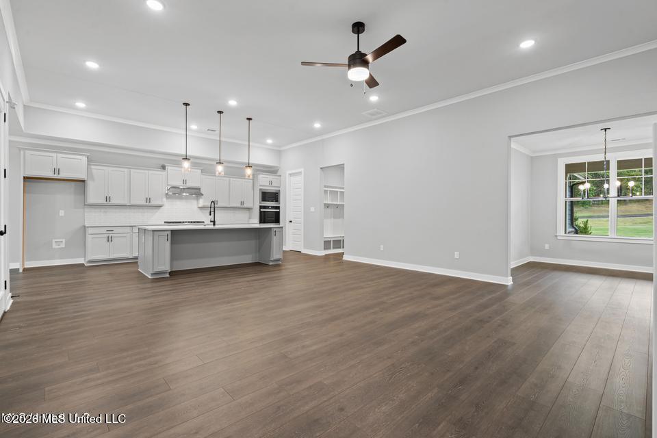 2835 S Cypress Lake Drive Property Photo 7