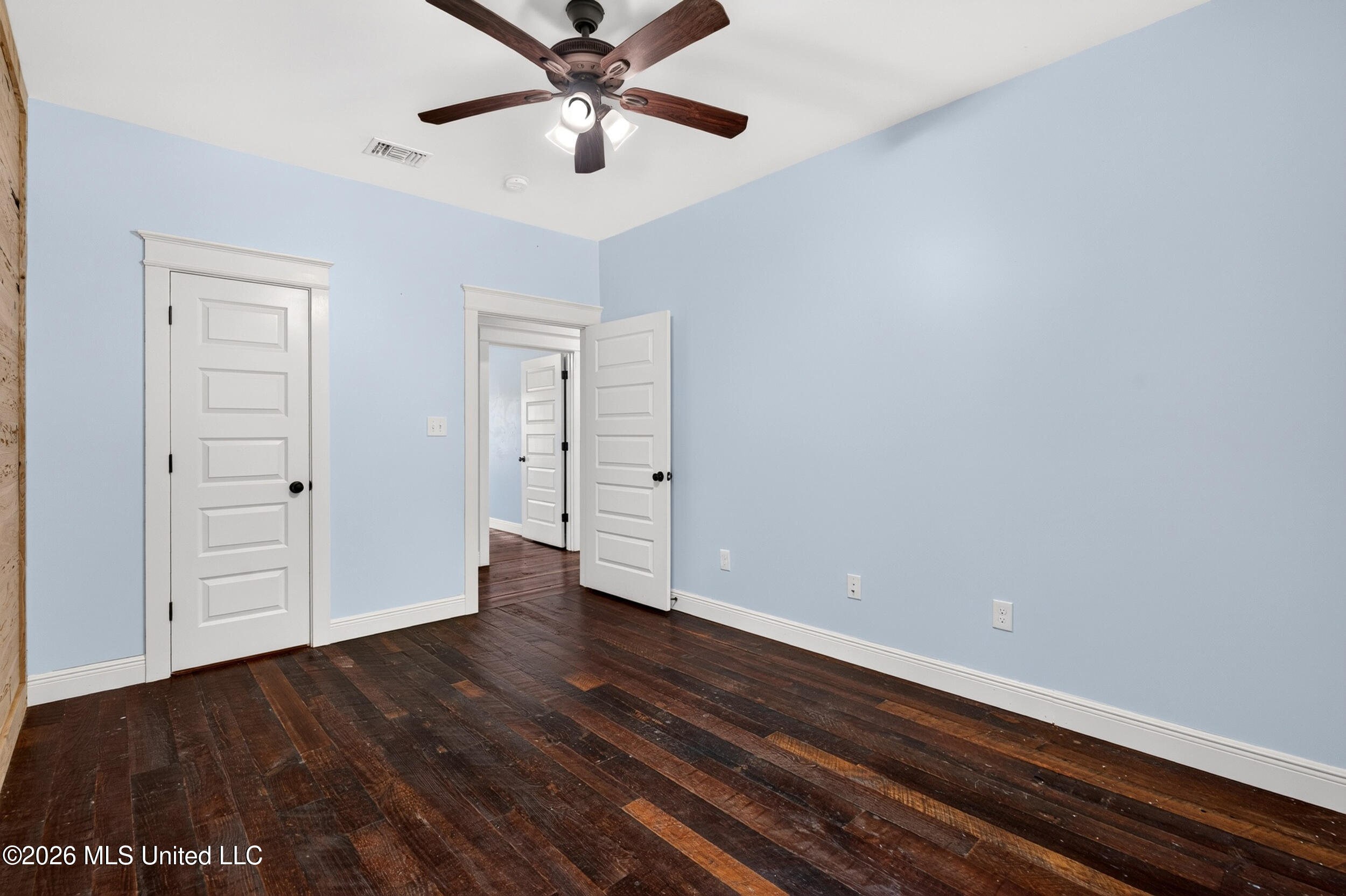 18 Harbor Lane Property Photo 20
