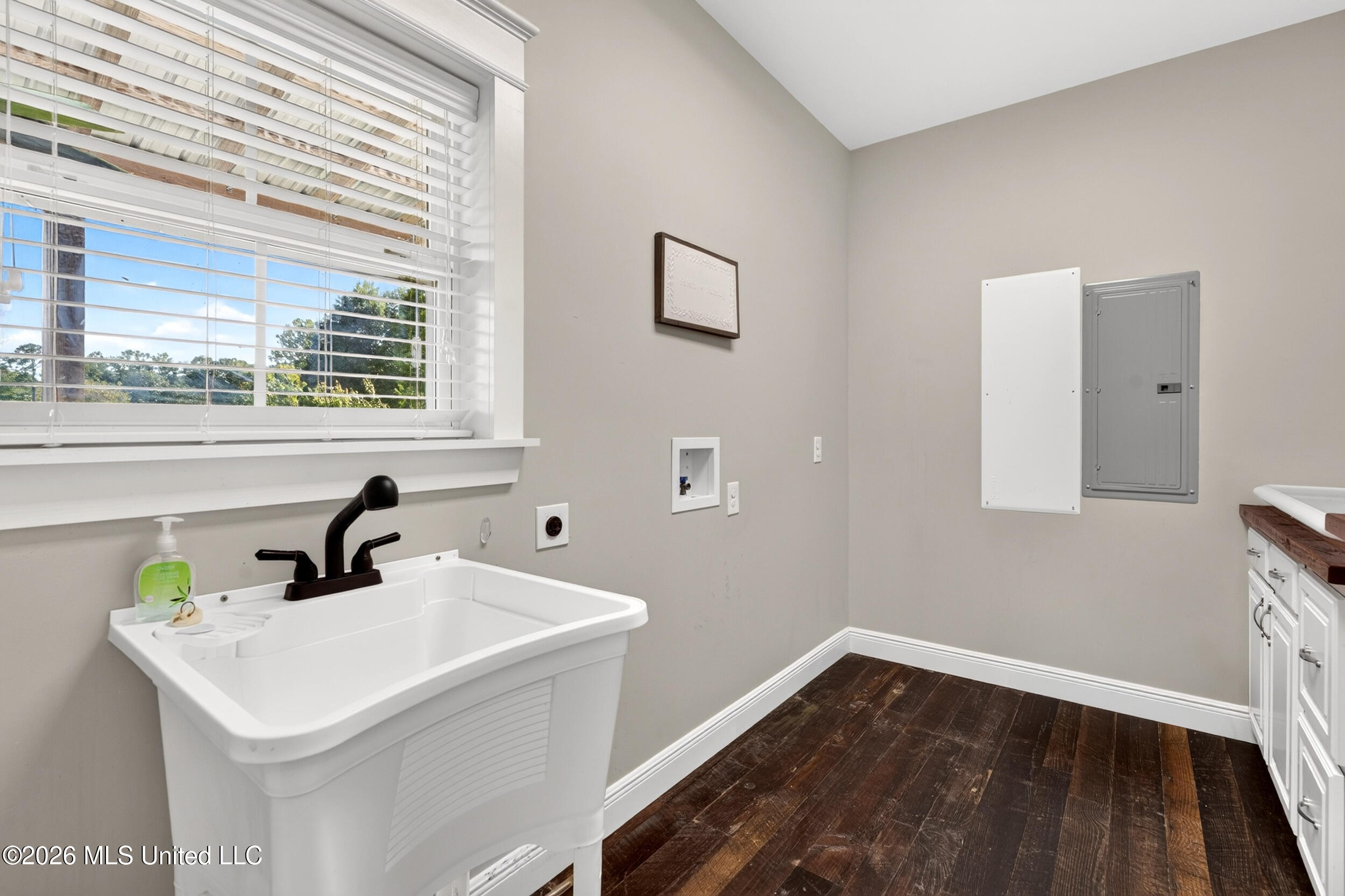 18 Harbor Lane Property Photo 25