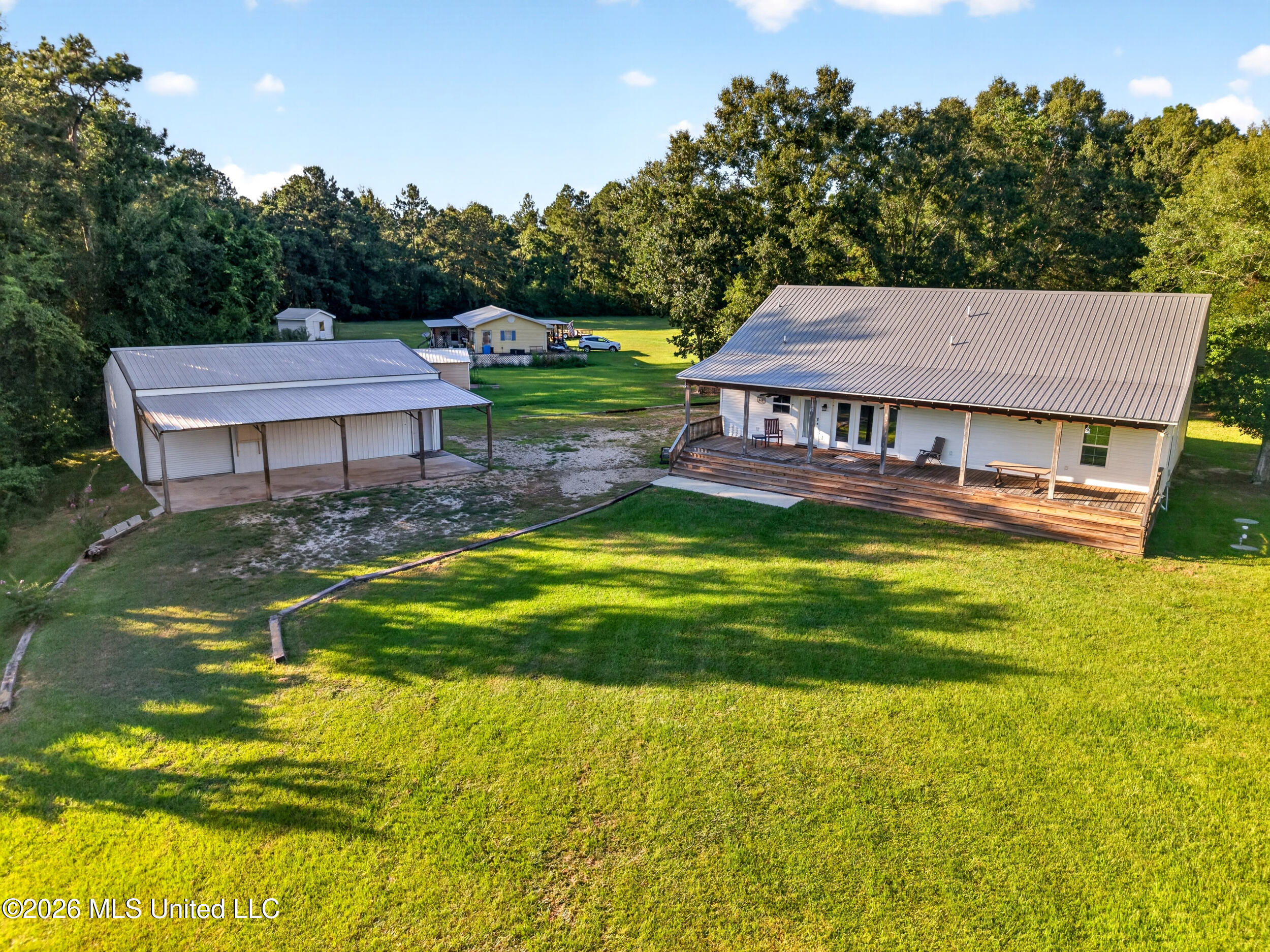 18 Harbor Lane Property Photo 32
