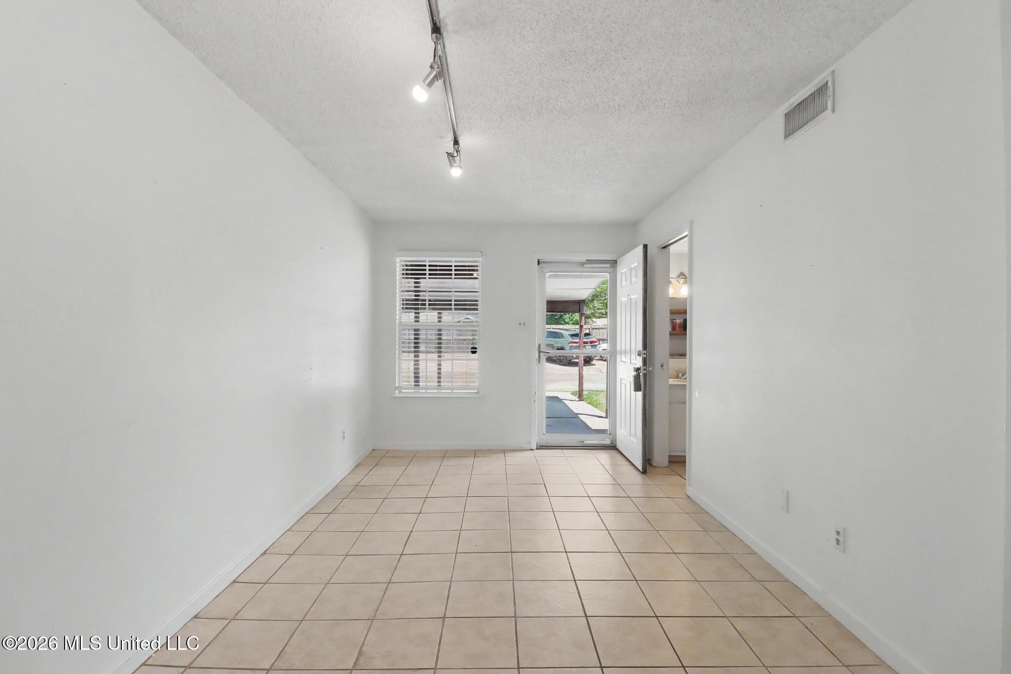 2501 Gulf Avenue Property Photo 4