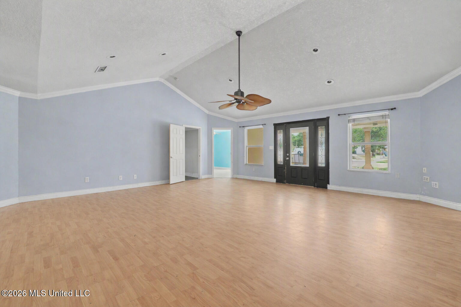 18331 Lesli's Lane Property Photo 4