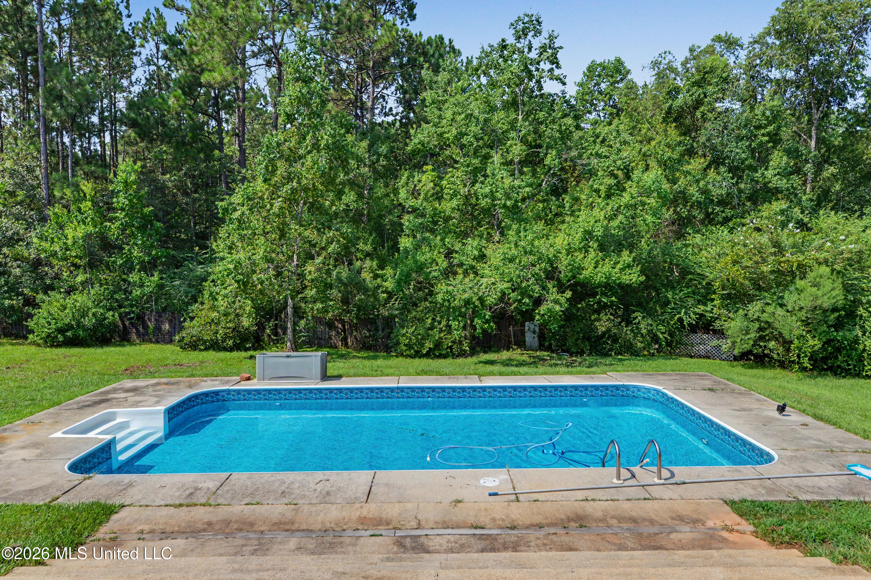 18331 Lesli's Lane Property Photo 35
