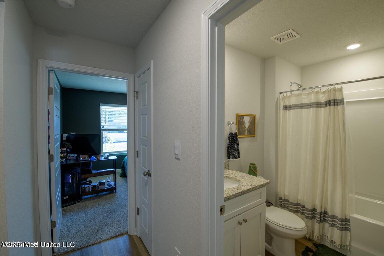 17900 Tingle Drive Property Photo 17