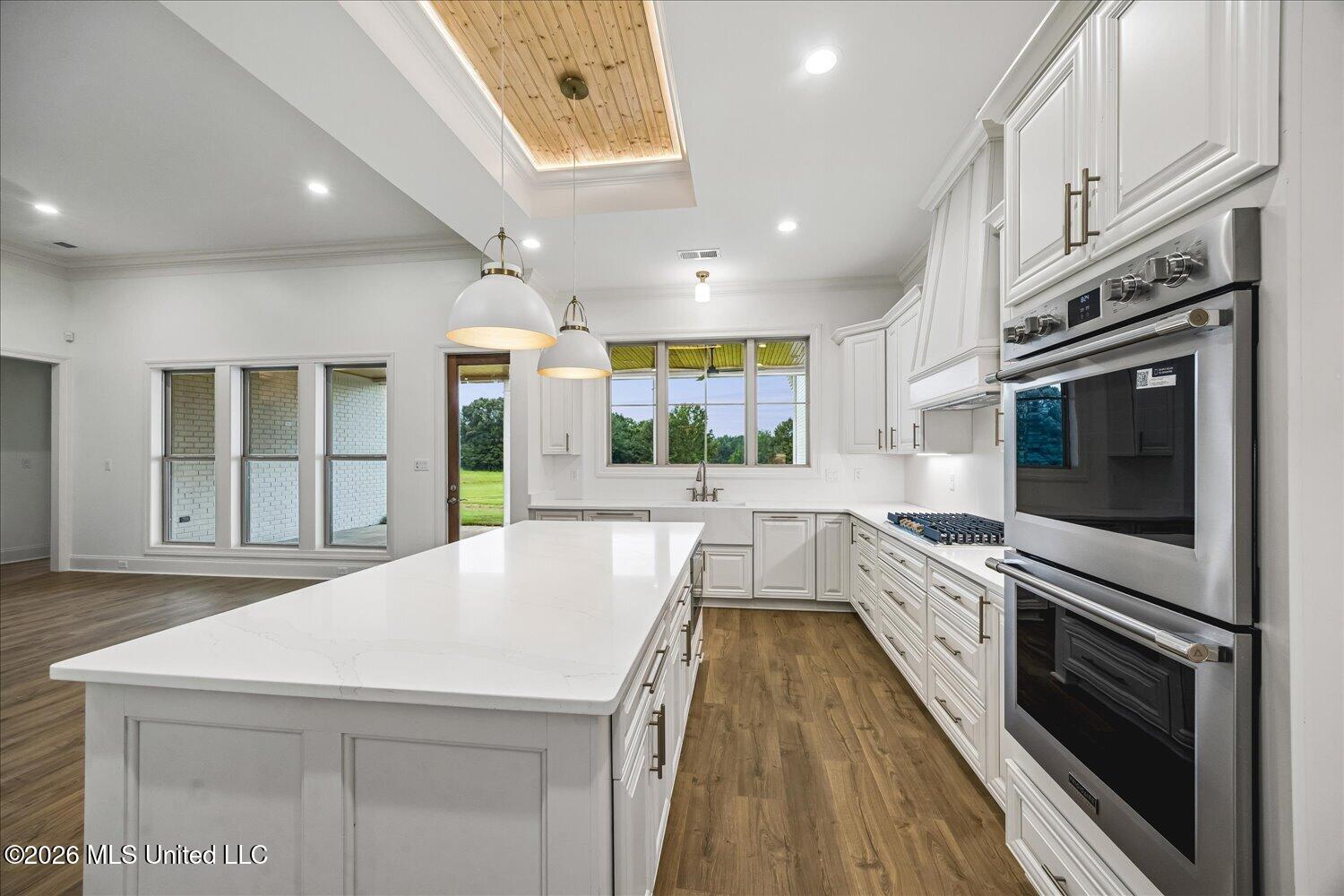 5111 Old Barn Cove Property Photo 19
