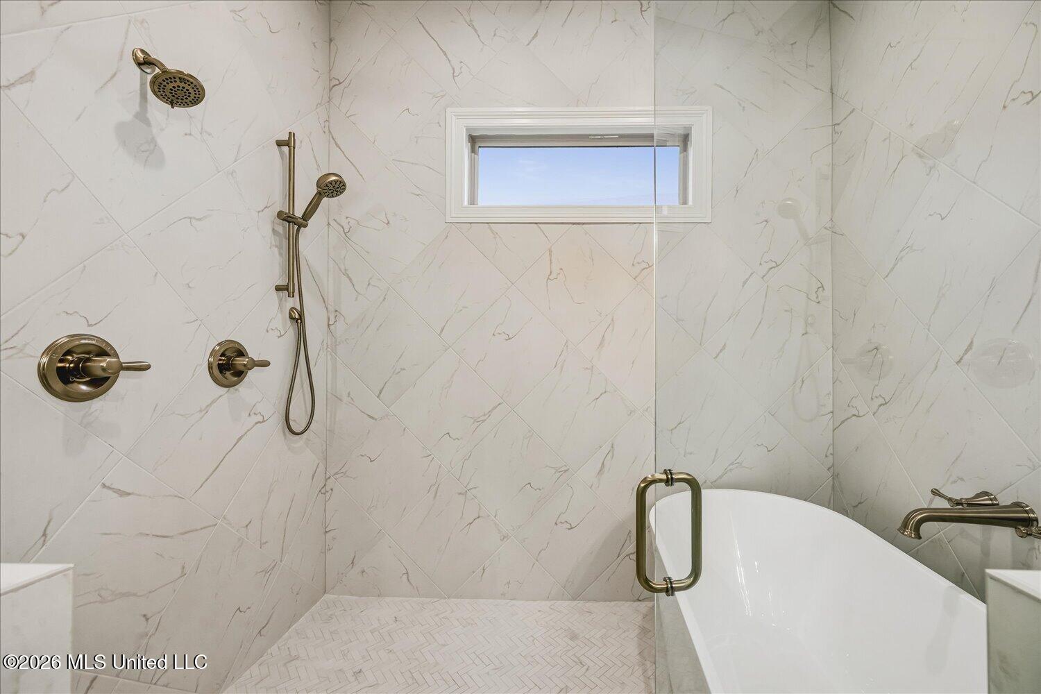 5111 Old Barn Cove Property Photo 27