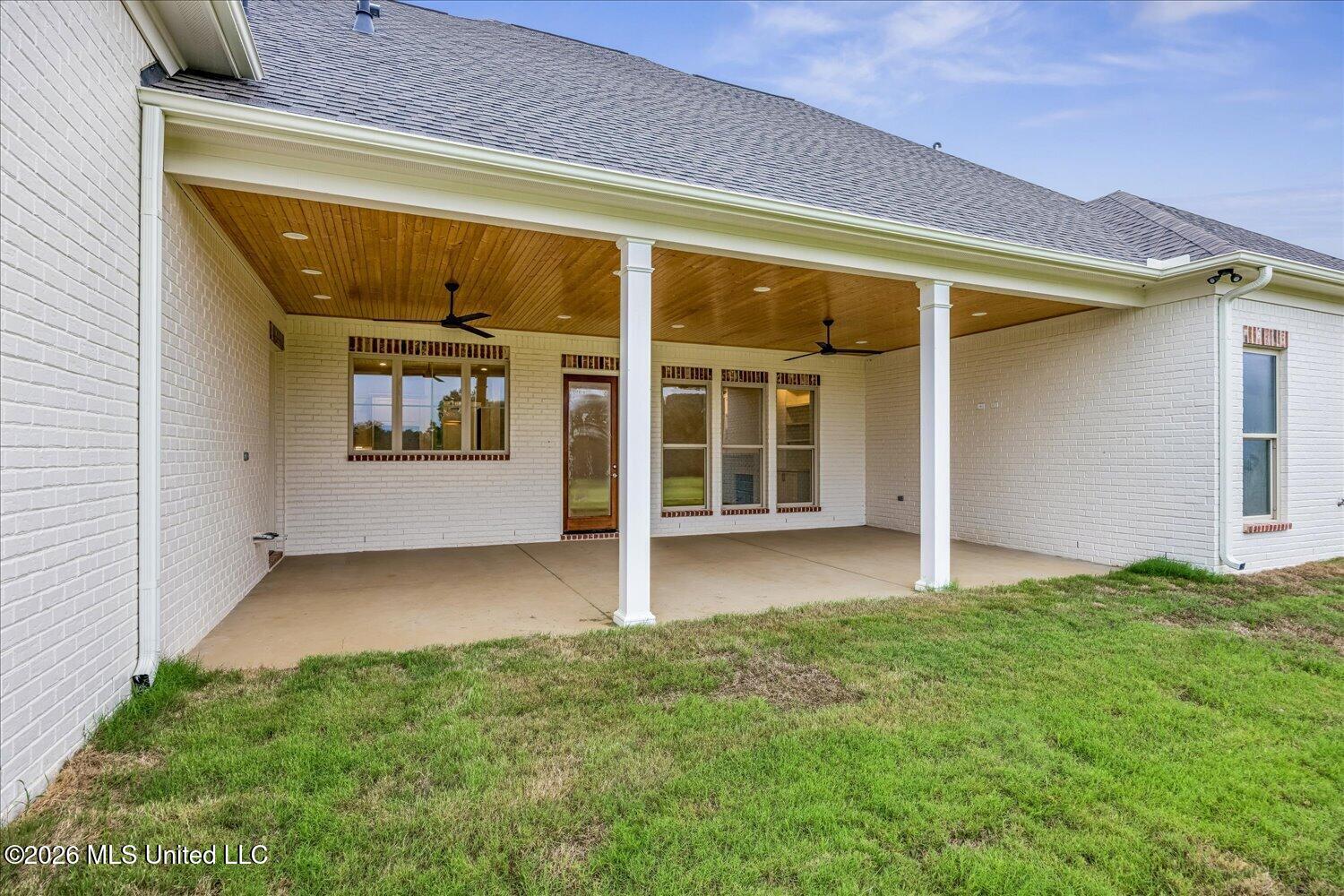 5111 Old Barn Cove Property Photo 47