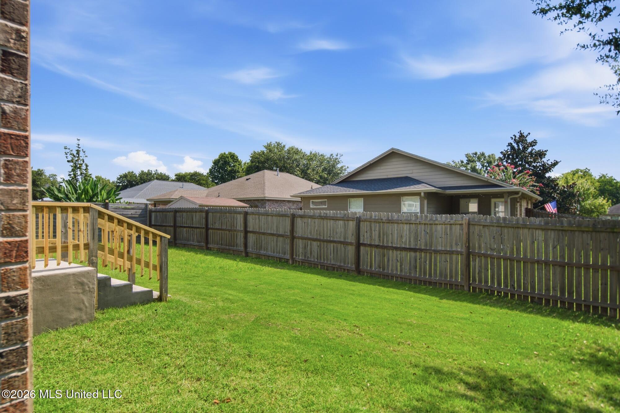 10341 Huntleigh Drive Property Photo 16