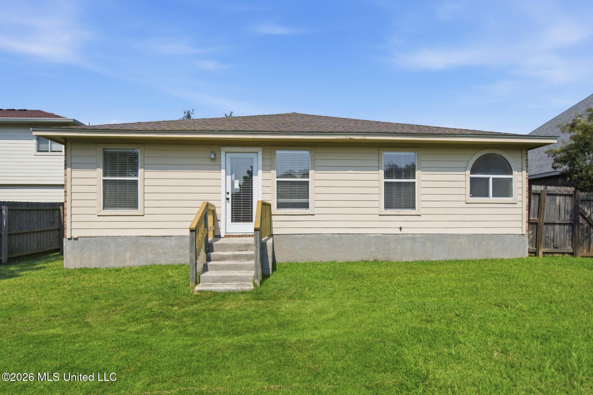 10341 Huntleigh Drive Property Photo 18