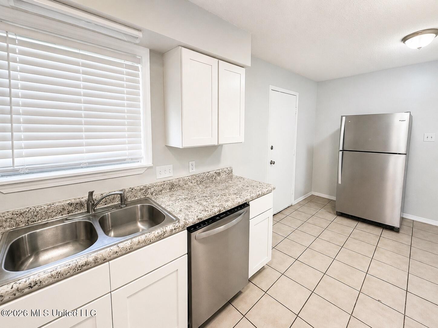 2613 W David Drive Property Photo 7