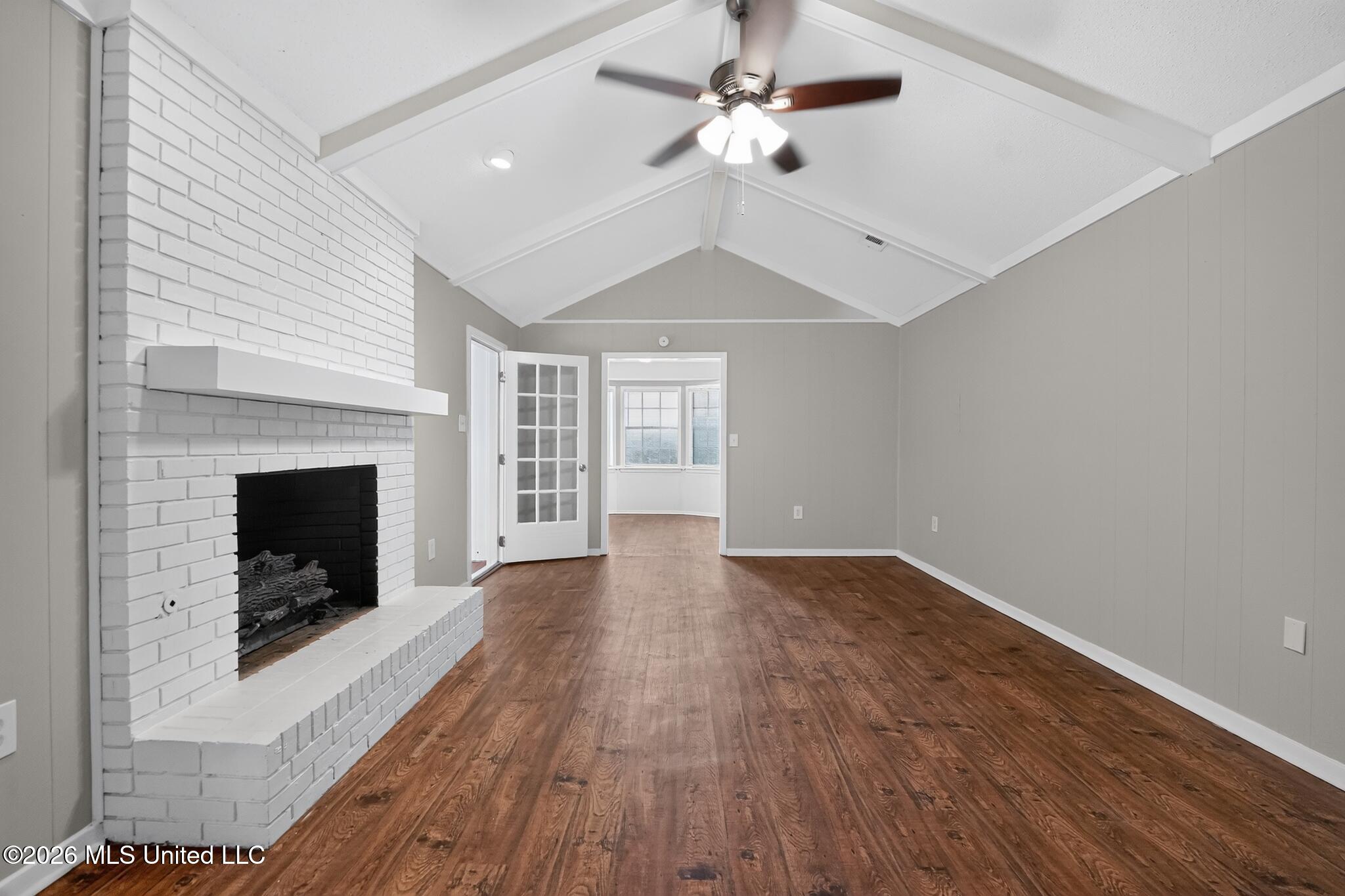 86 Summit Ridge Drive Property Photo 3