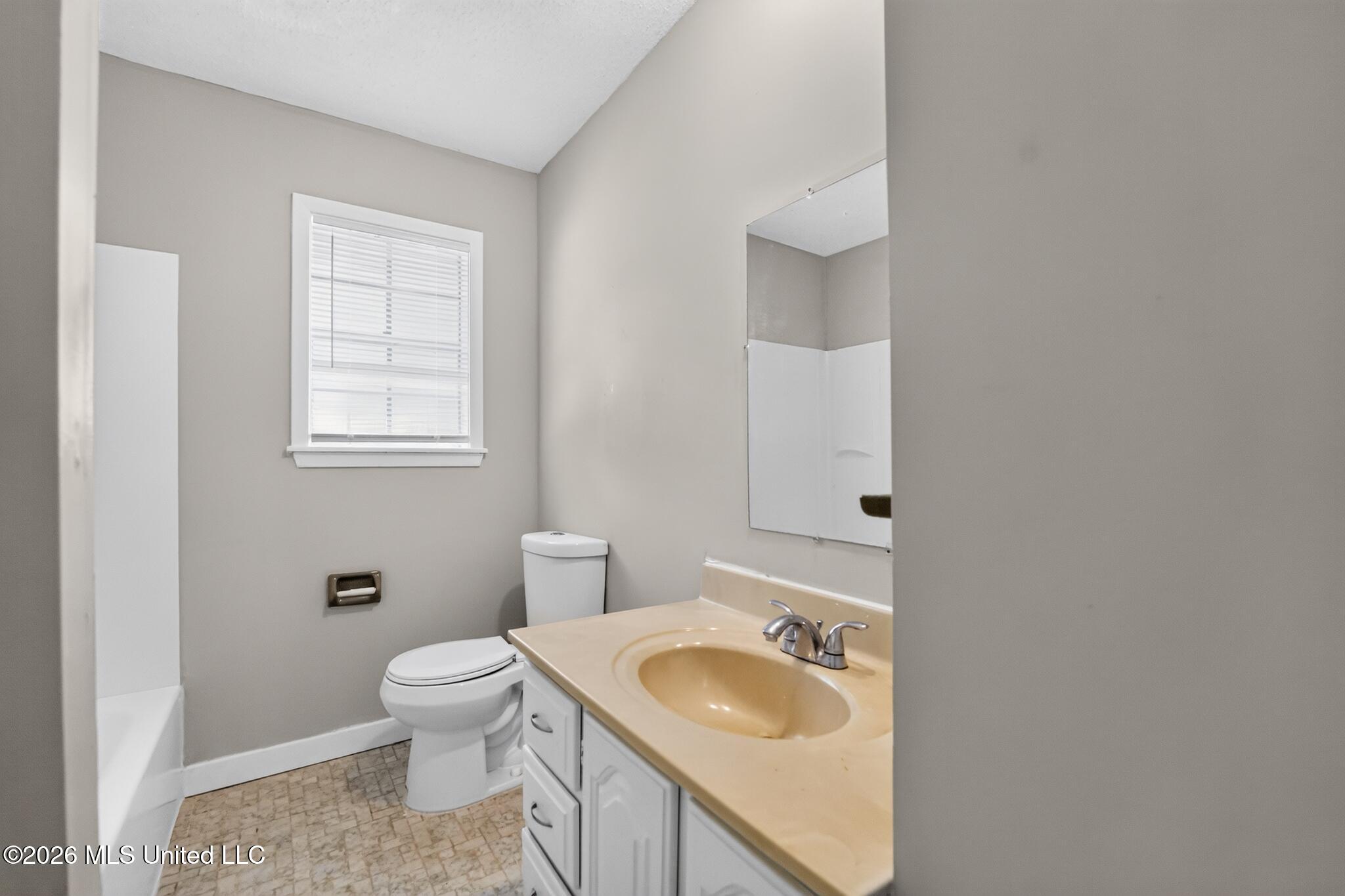 86 Summit Ridge Drive Property Photo 15