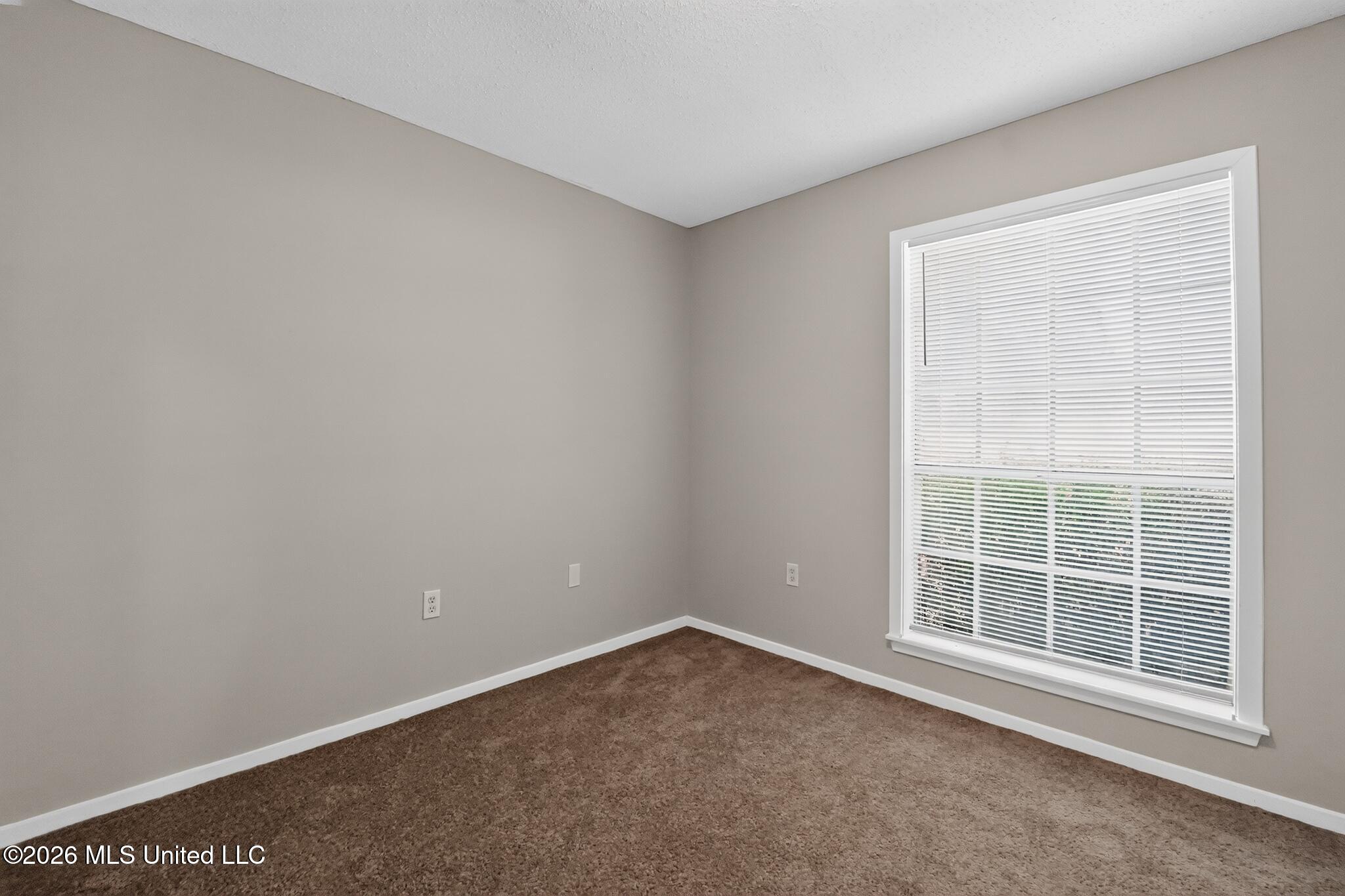 86 Summit Ridge Drive Property Photo 18