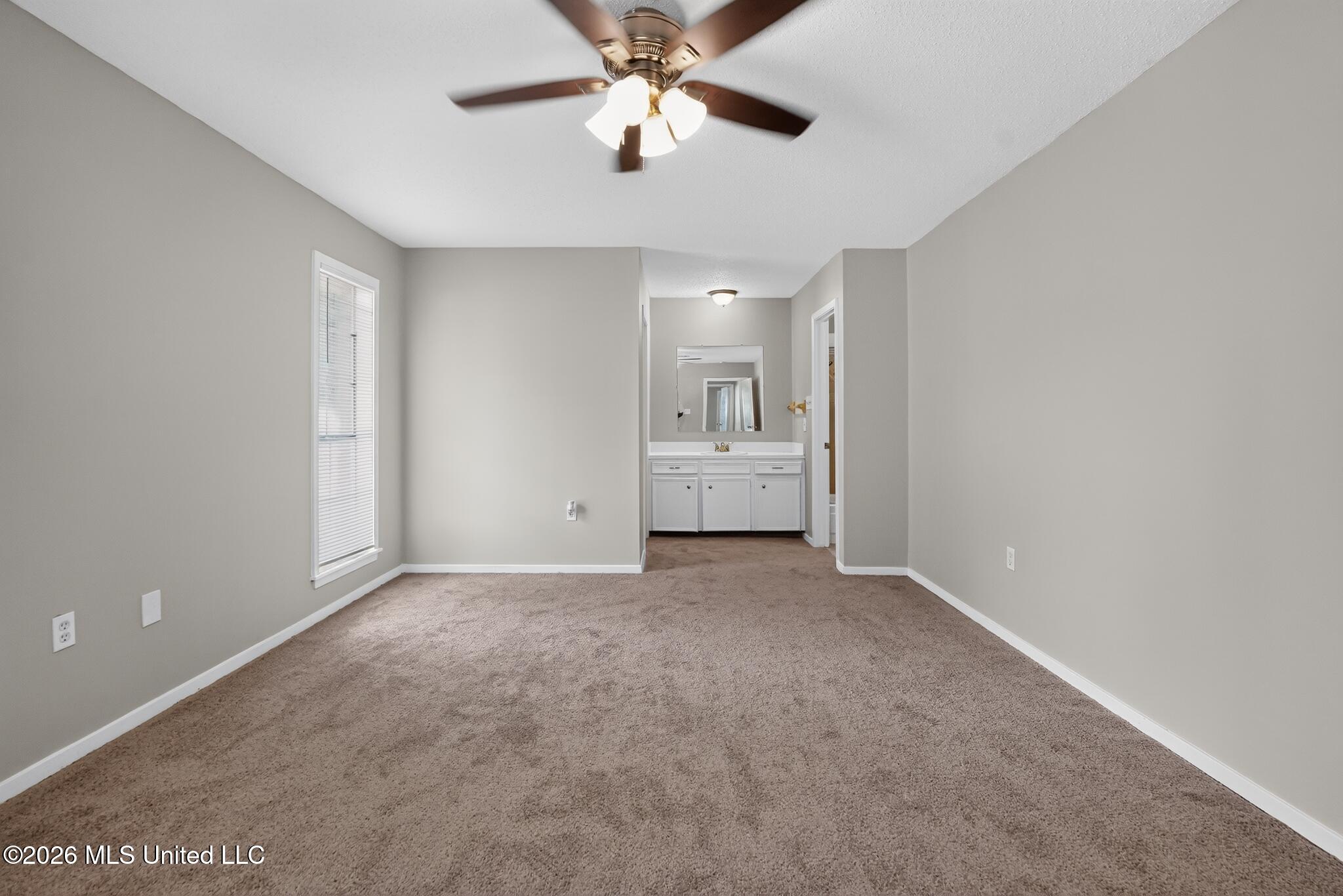 86 Summit Ridge Drive Property Photo 23