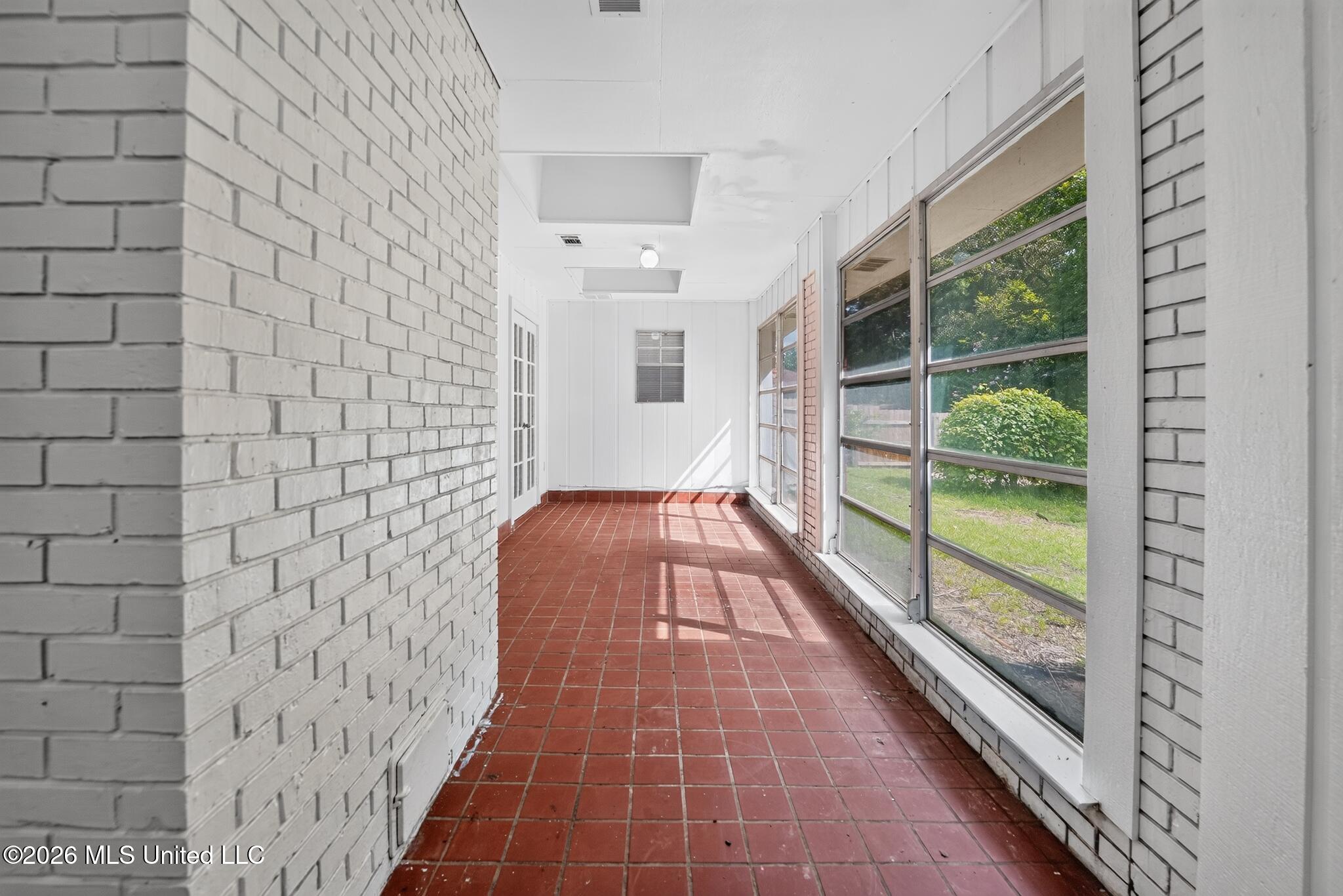 86 Summit Ridge Drive Property Photo 24