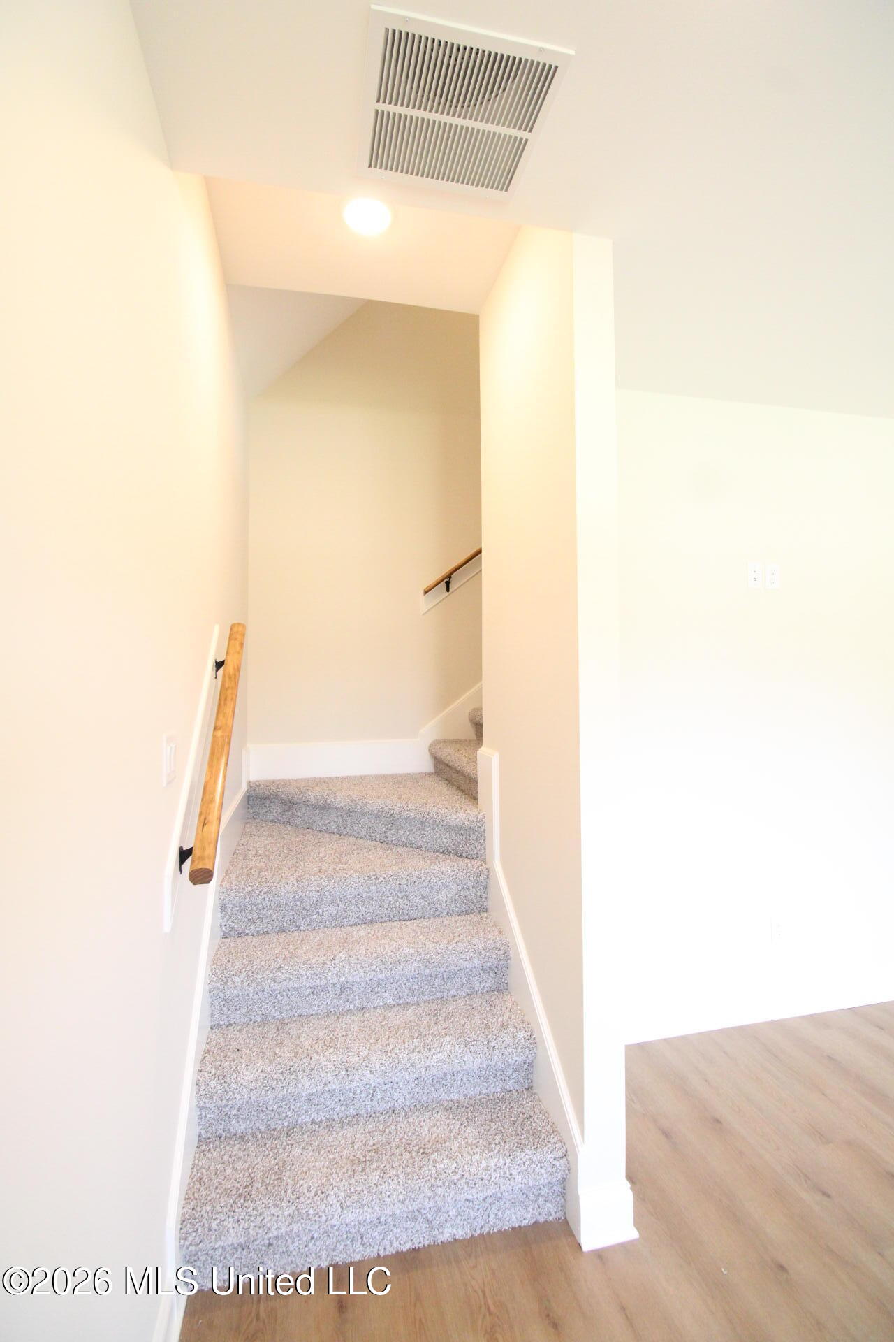 10351 Chateau Drive Property Photo 12