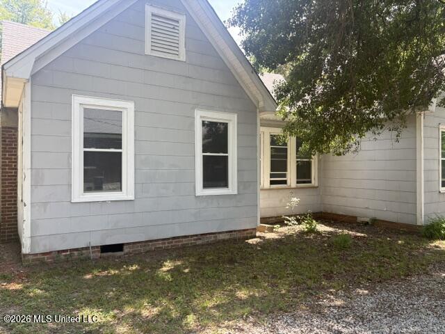 380 Third Street Property Photo 2