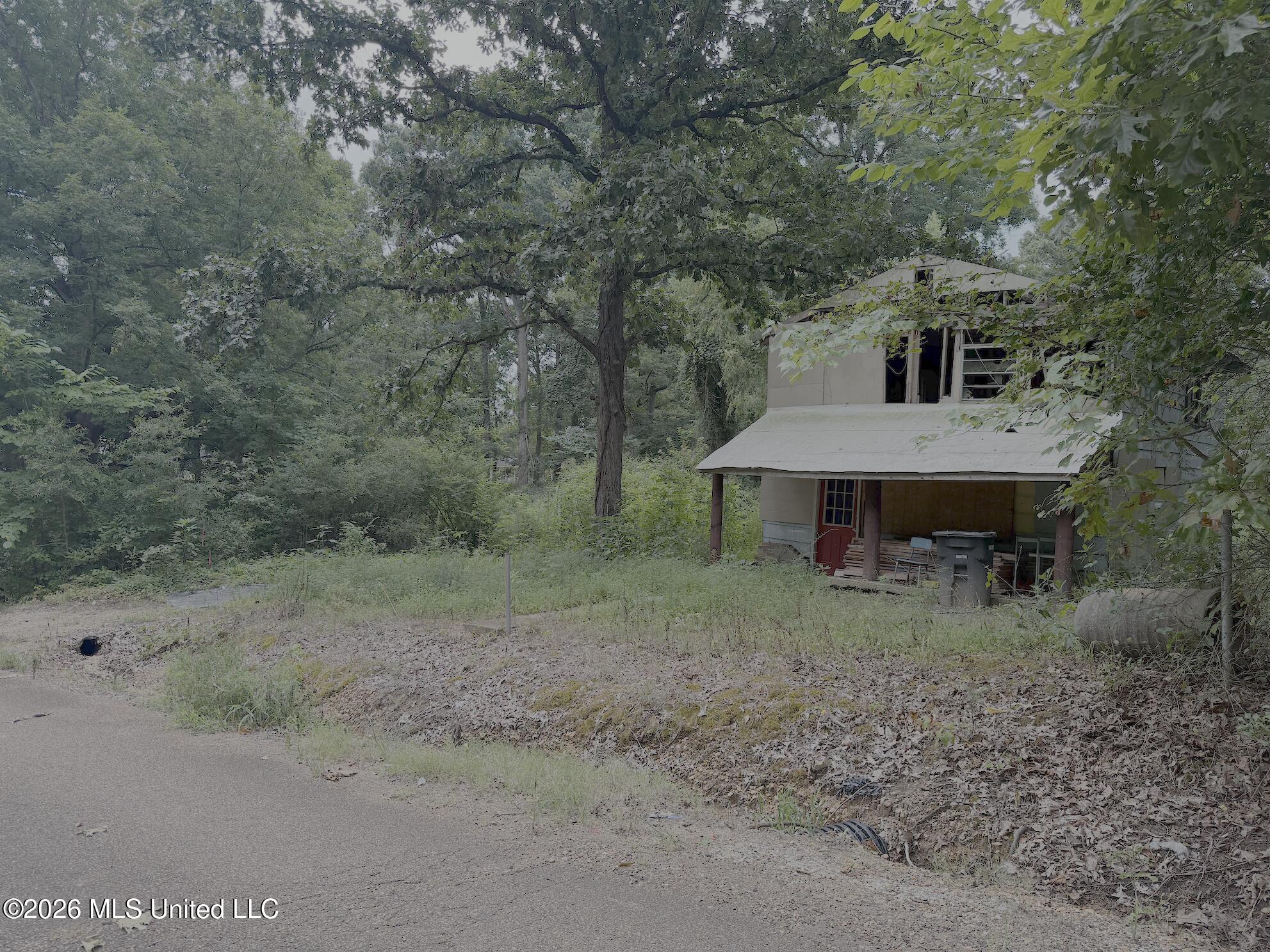 358 Poplar Drive Property Photo 4