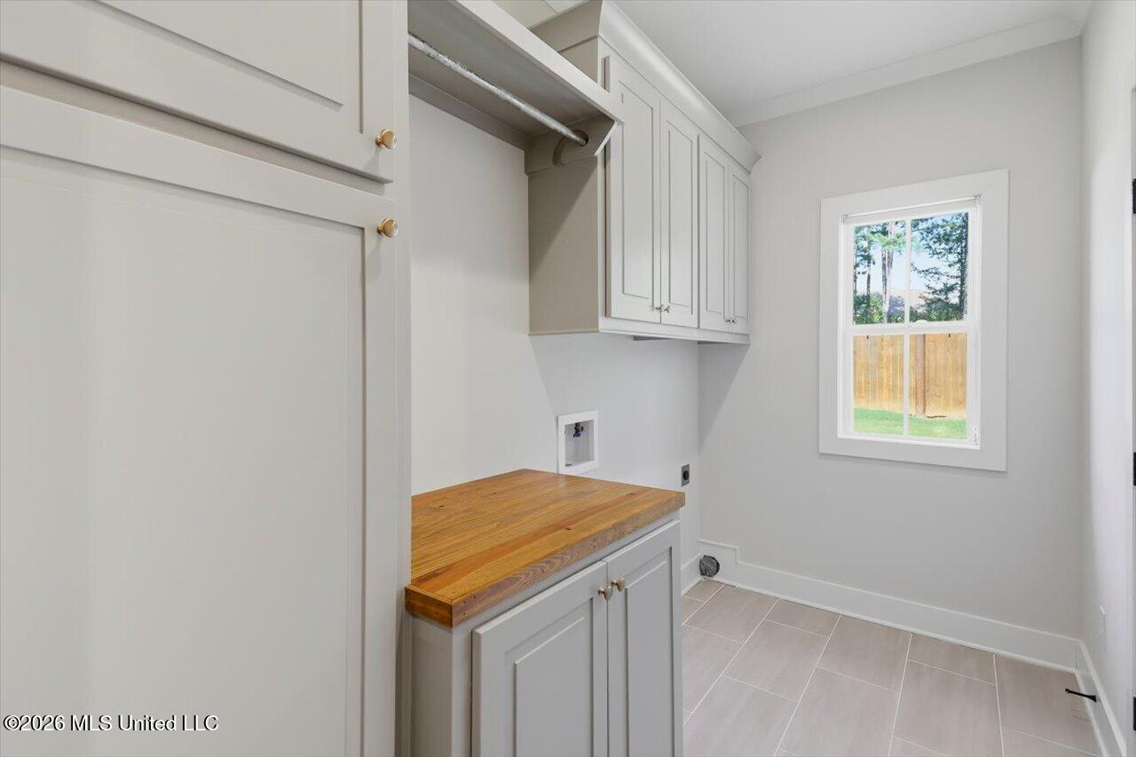 131 Seymour Drive Property Photo 13
