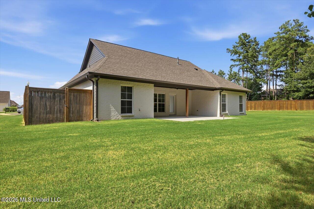131 Seymour Drive Property Photo 27
