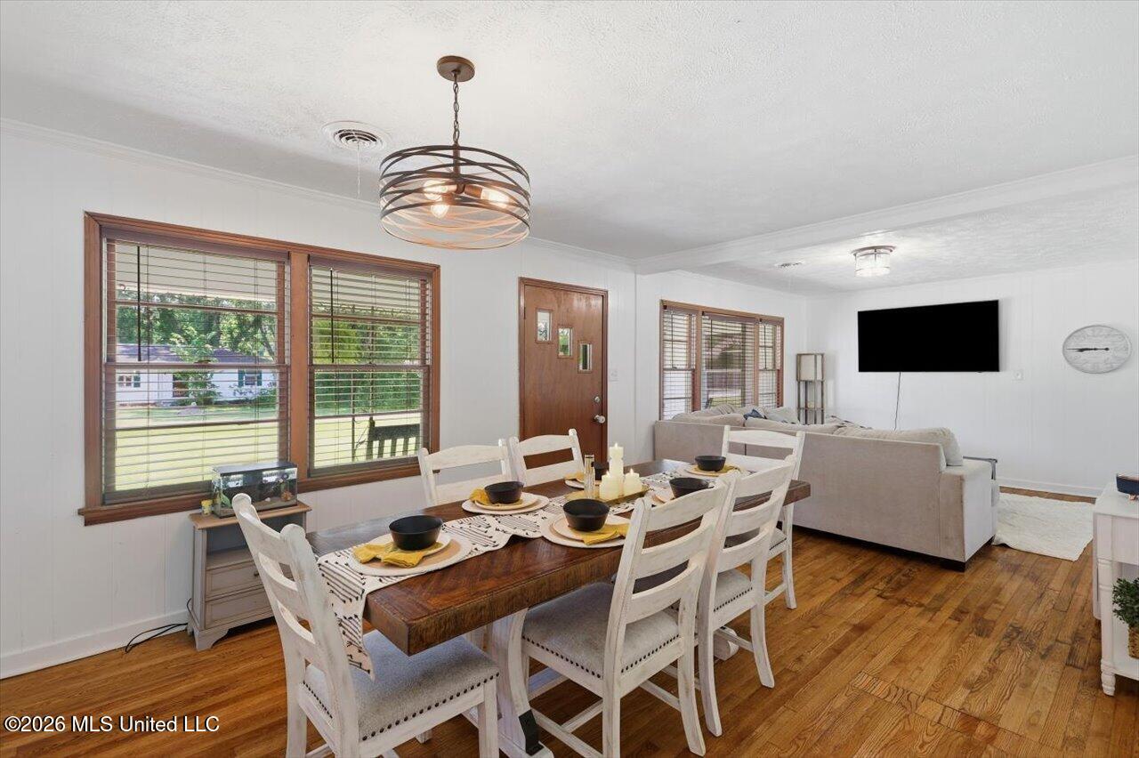 427 Millett Street Property Photo 11