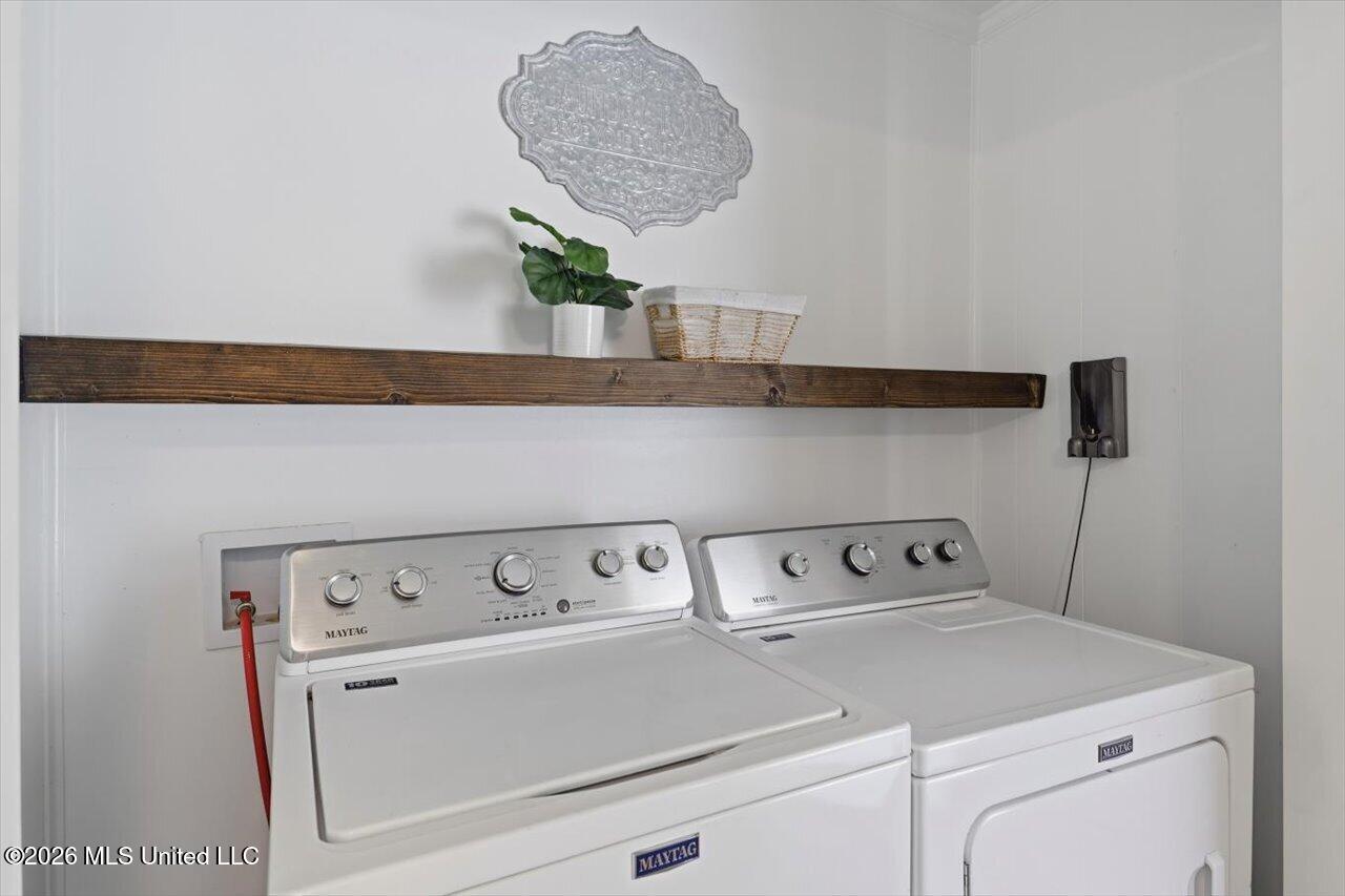 427 Millett Street Property Photo 15
