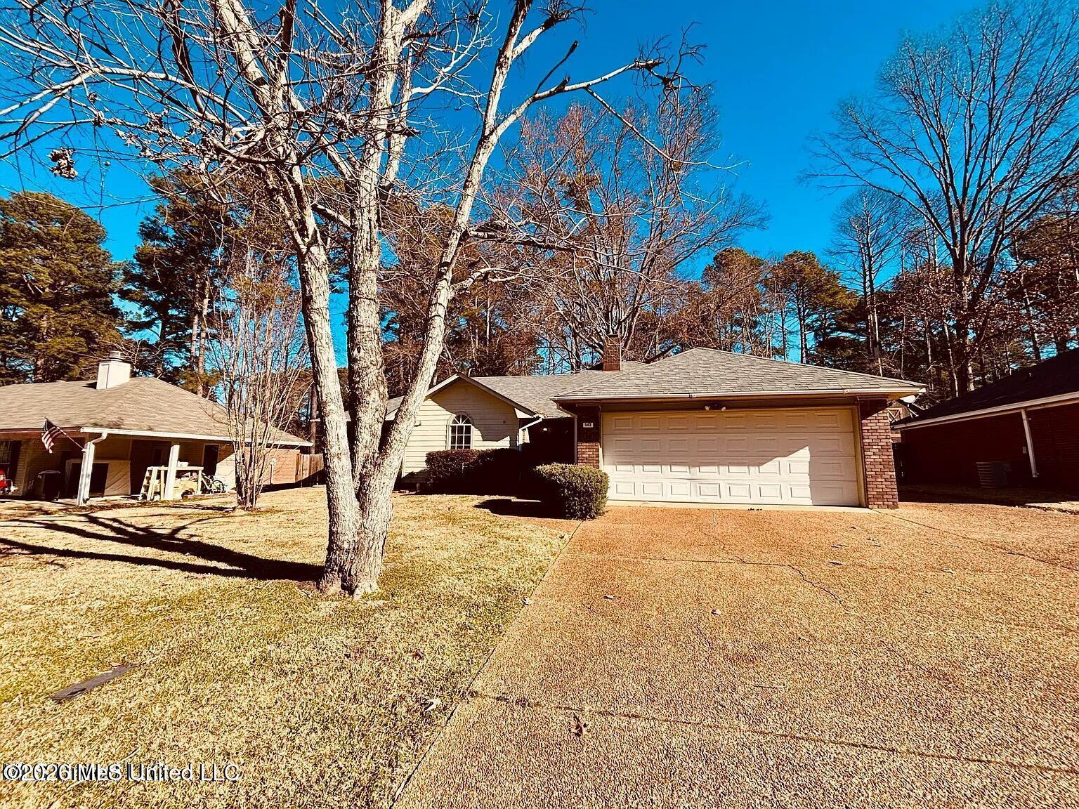 543 Traceview Road Property Photo 3