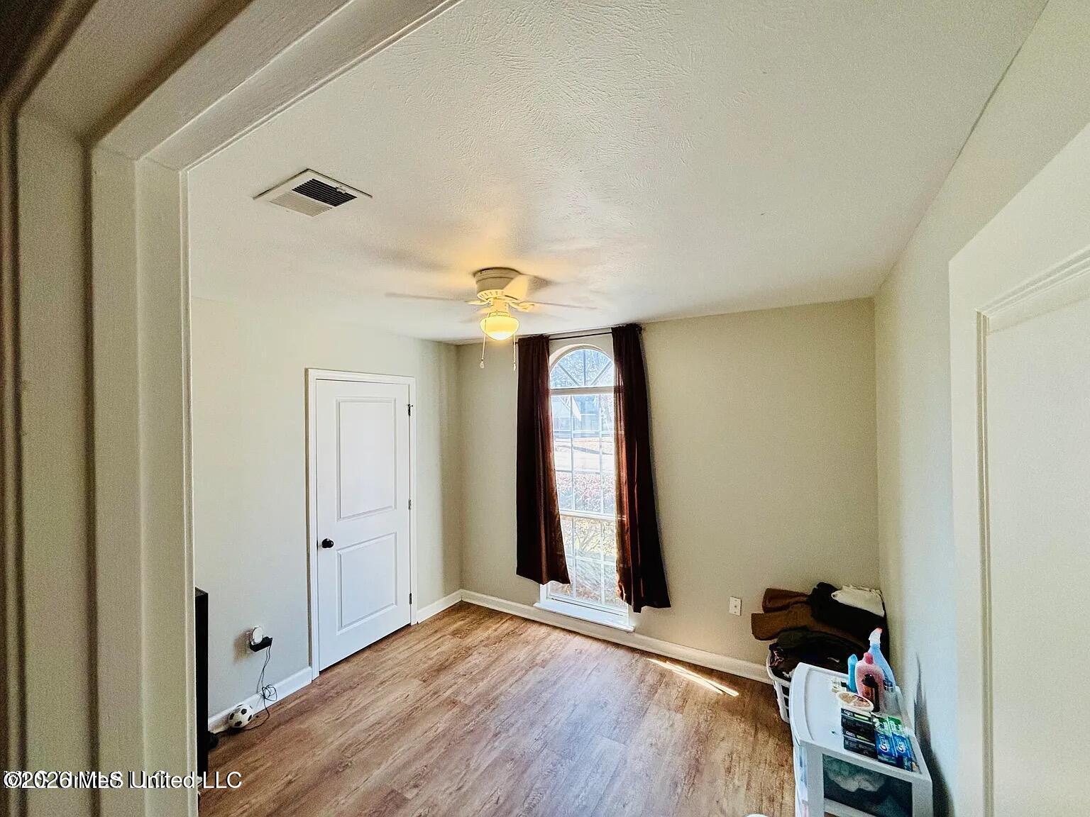 543 Traceview Road Property Photo 8