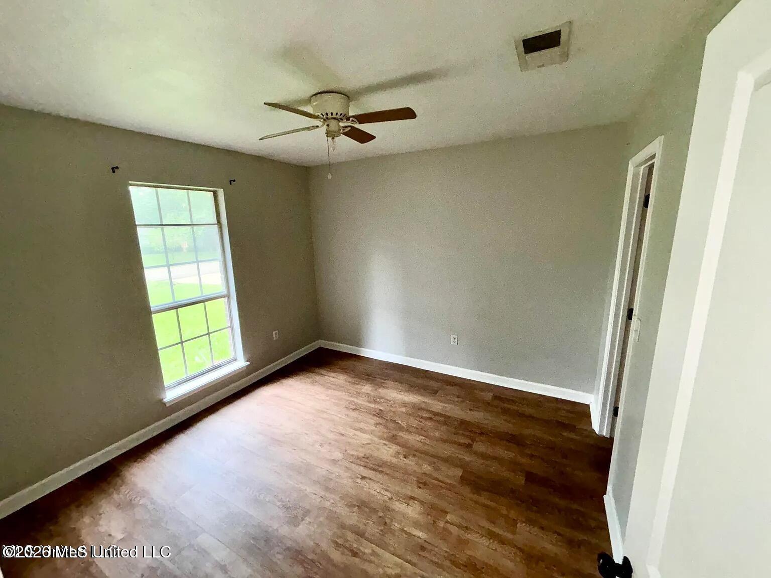 543 Traceview Road Property Photo 9