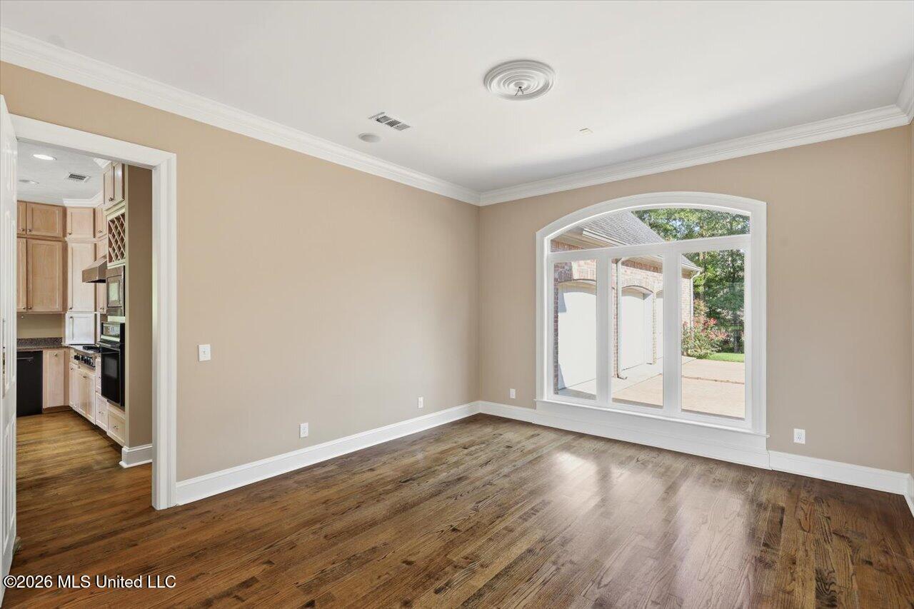 143 Dominion Parkway Property Photo 4