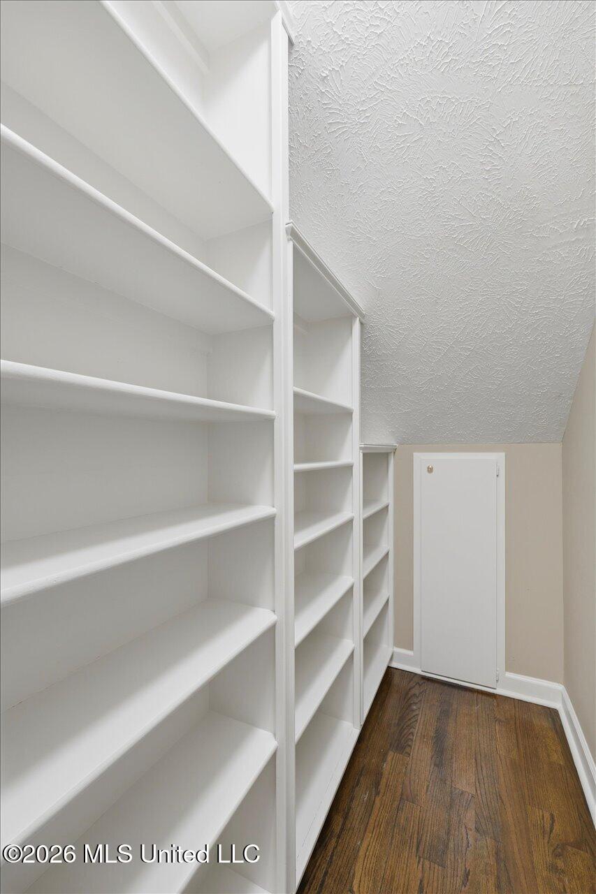 143 Dominion Parkway Property Photo 12