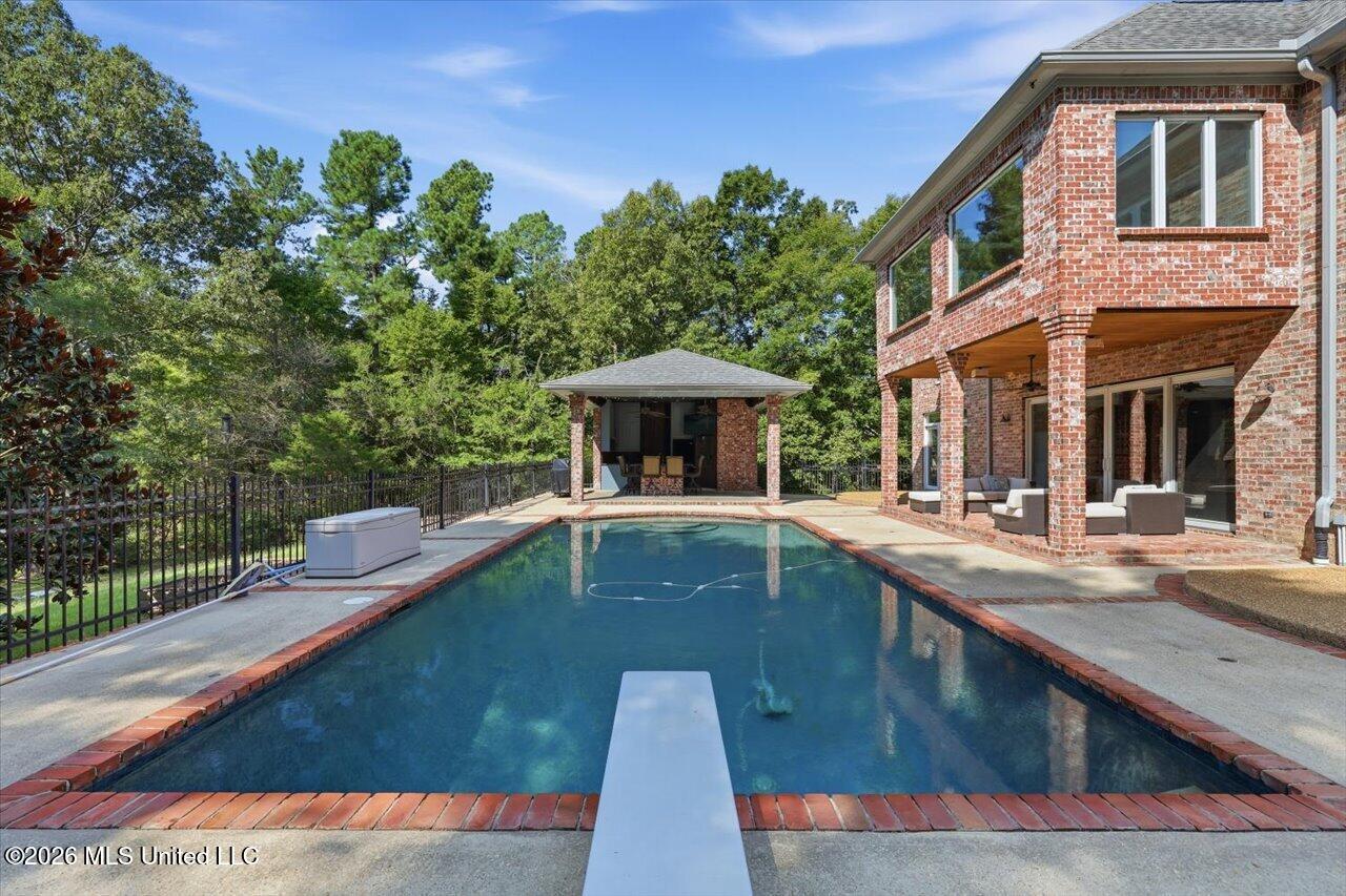 143 Dominion Parkway Property Photo 32