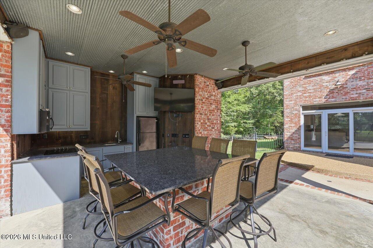 143 Dominion Parkway Property Photo 35