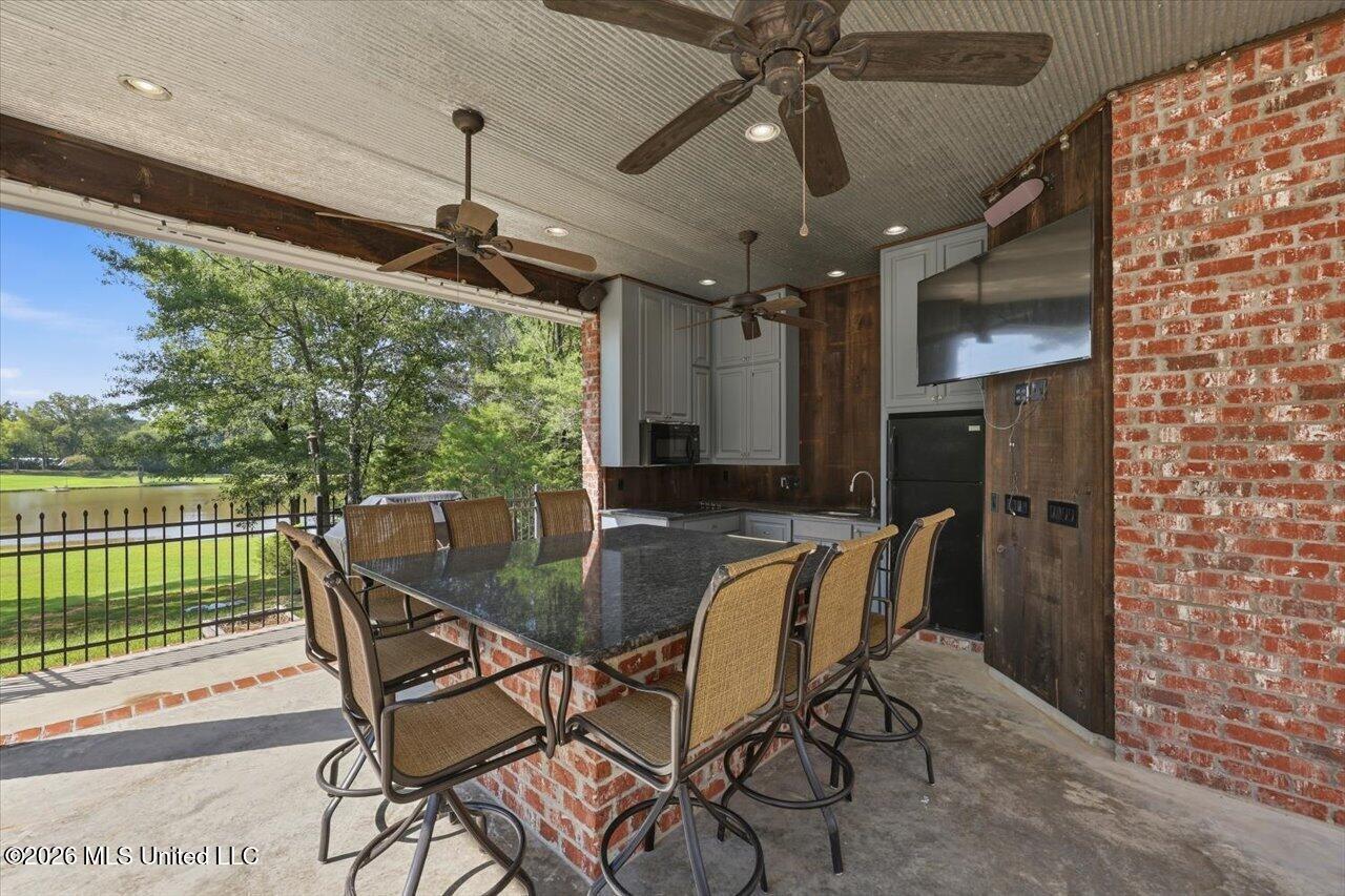 143 Dominion Parkway Property Photo 36
