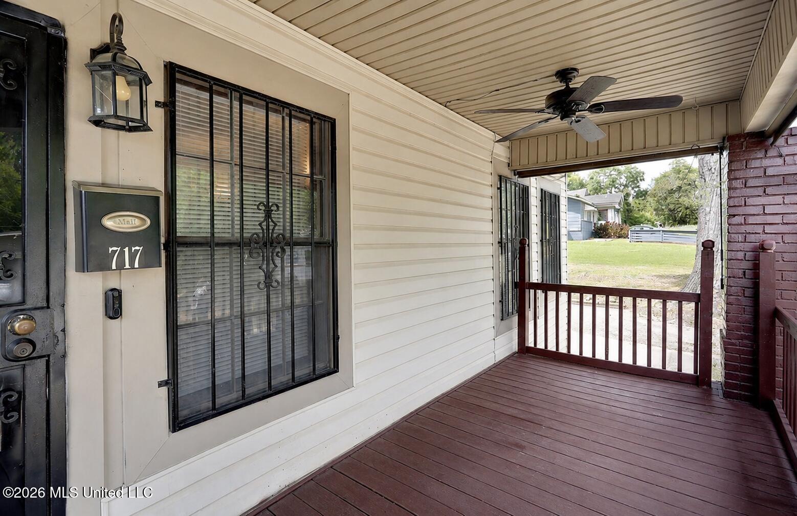 717 Lorraine Street Property Photo 3