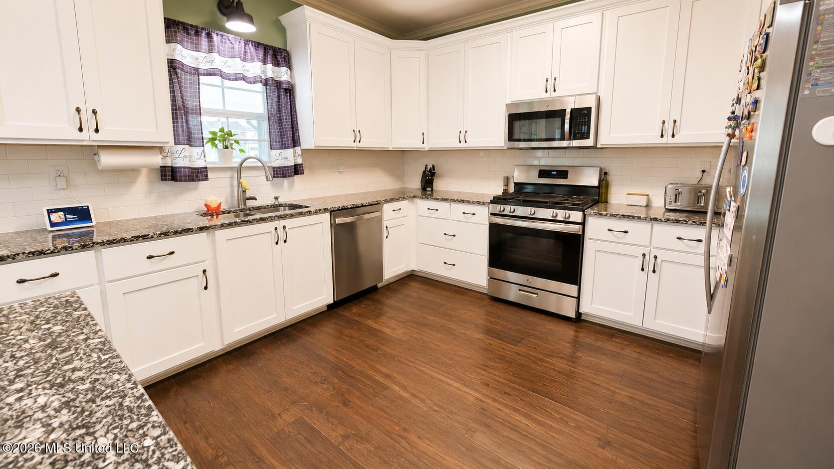 1598 Carlee Drive Property Photo 11