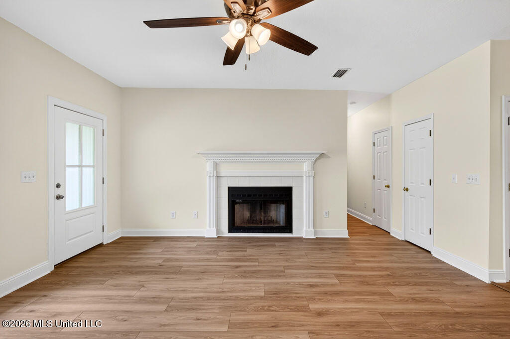1528 Barracuda Drive Property Photo 6