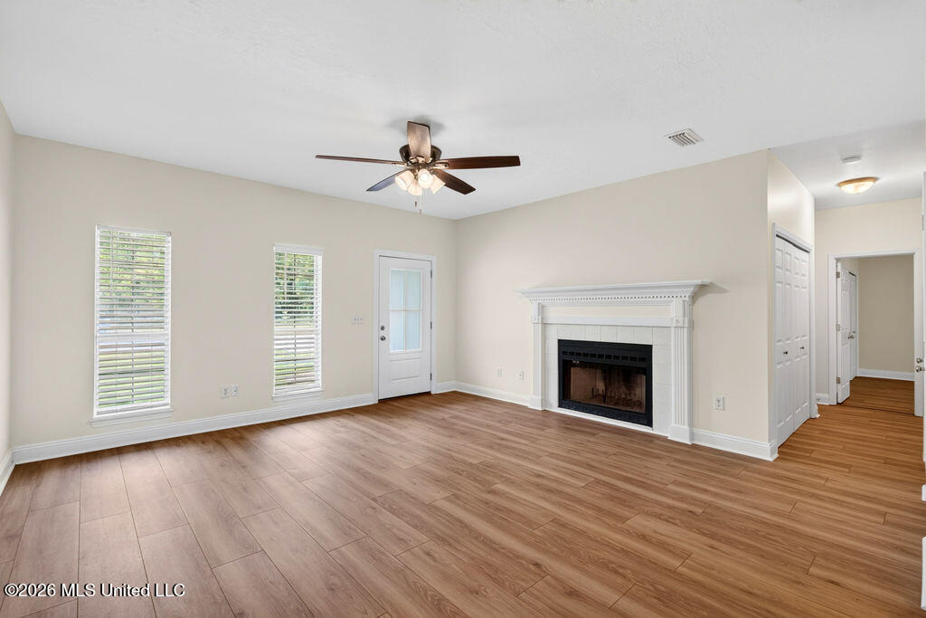 1528 Barracuda Drive Property Photo 7