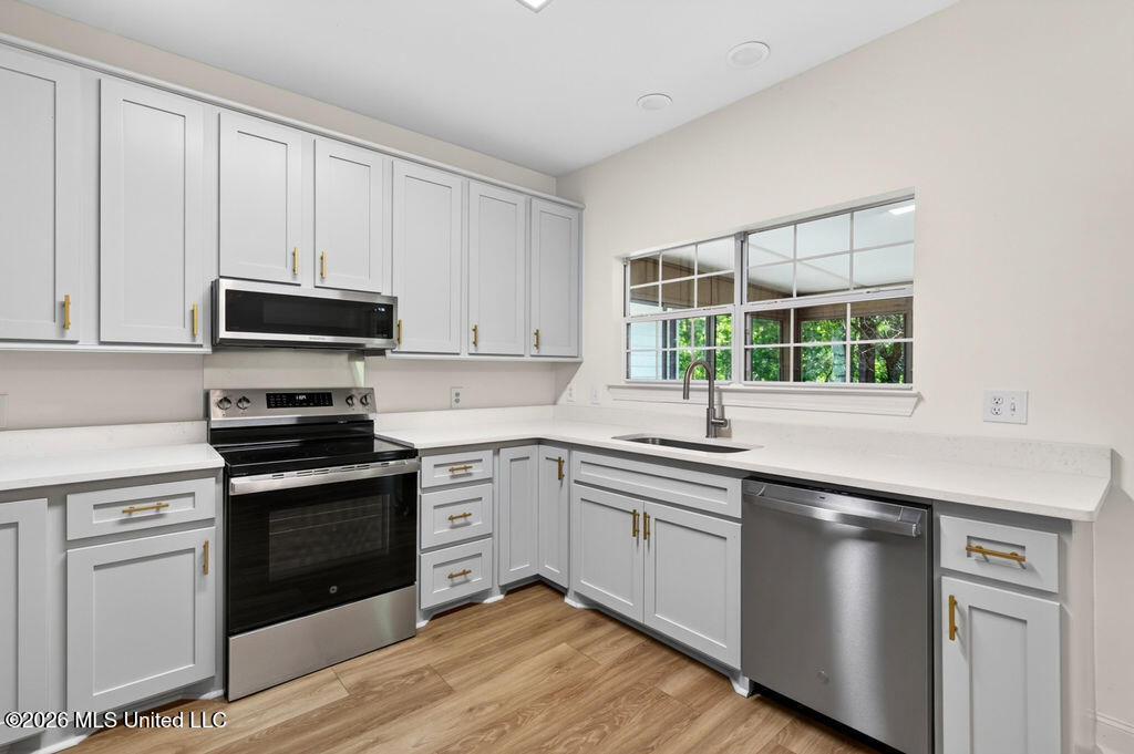 1528 Barracuda Drive Property Photo 14