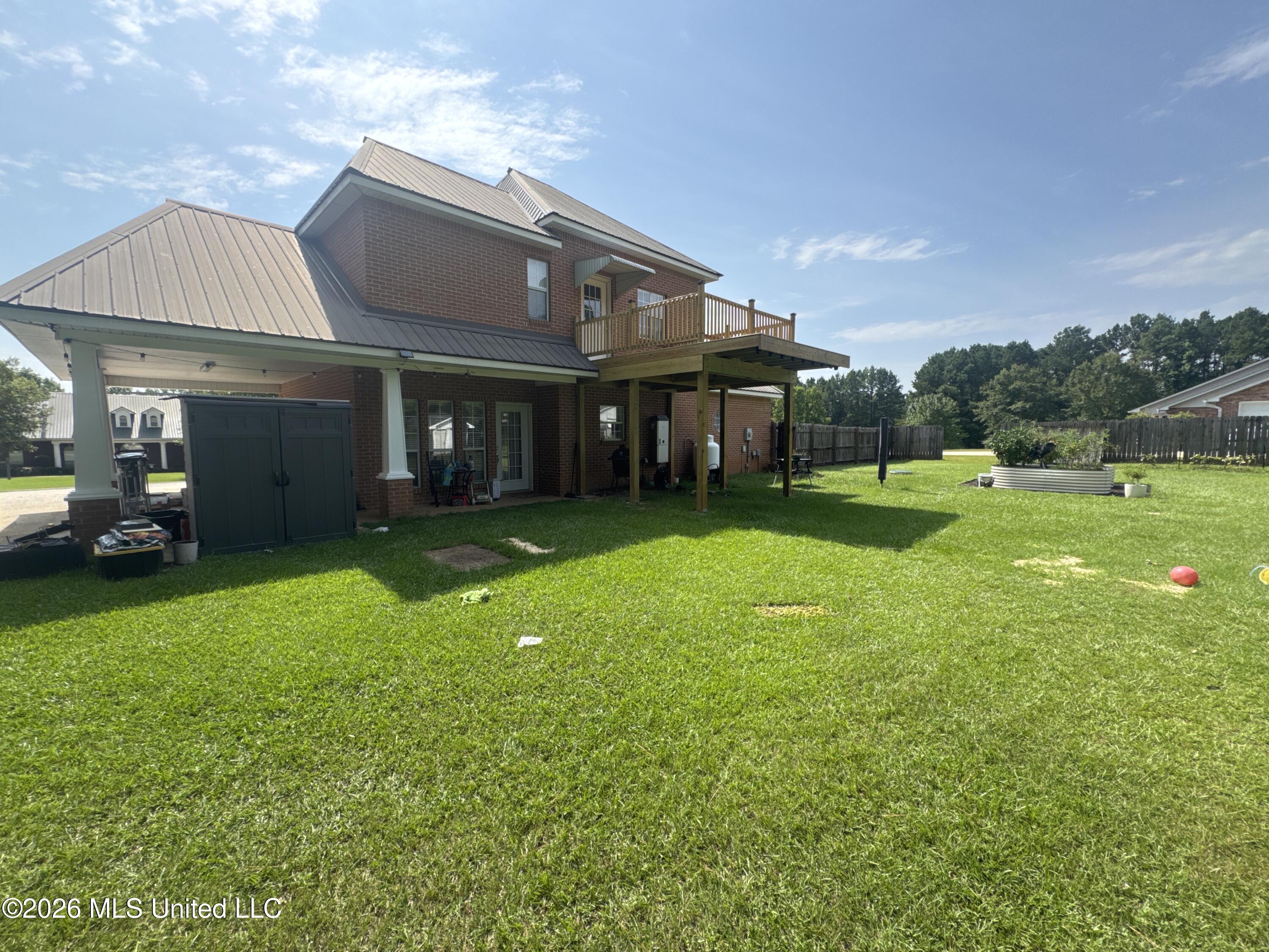 9540 Collins Road Property Photo 1