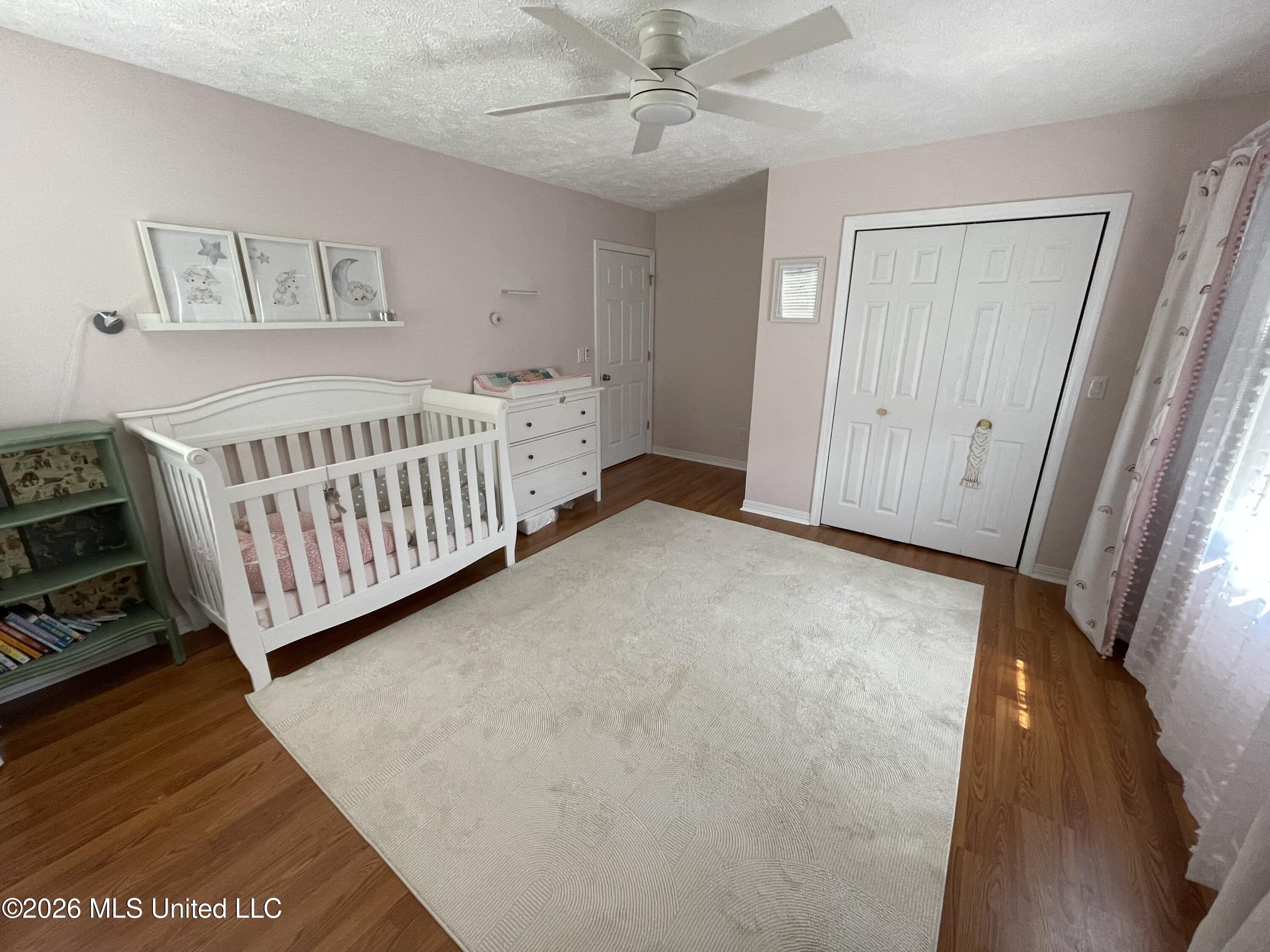 9540 Collins Road Property Photo 3