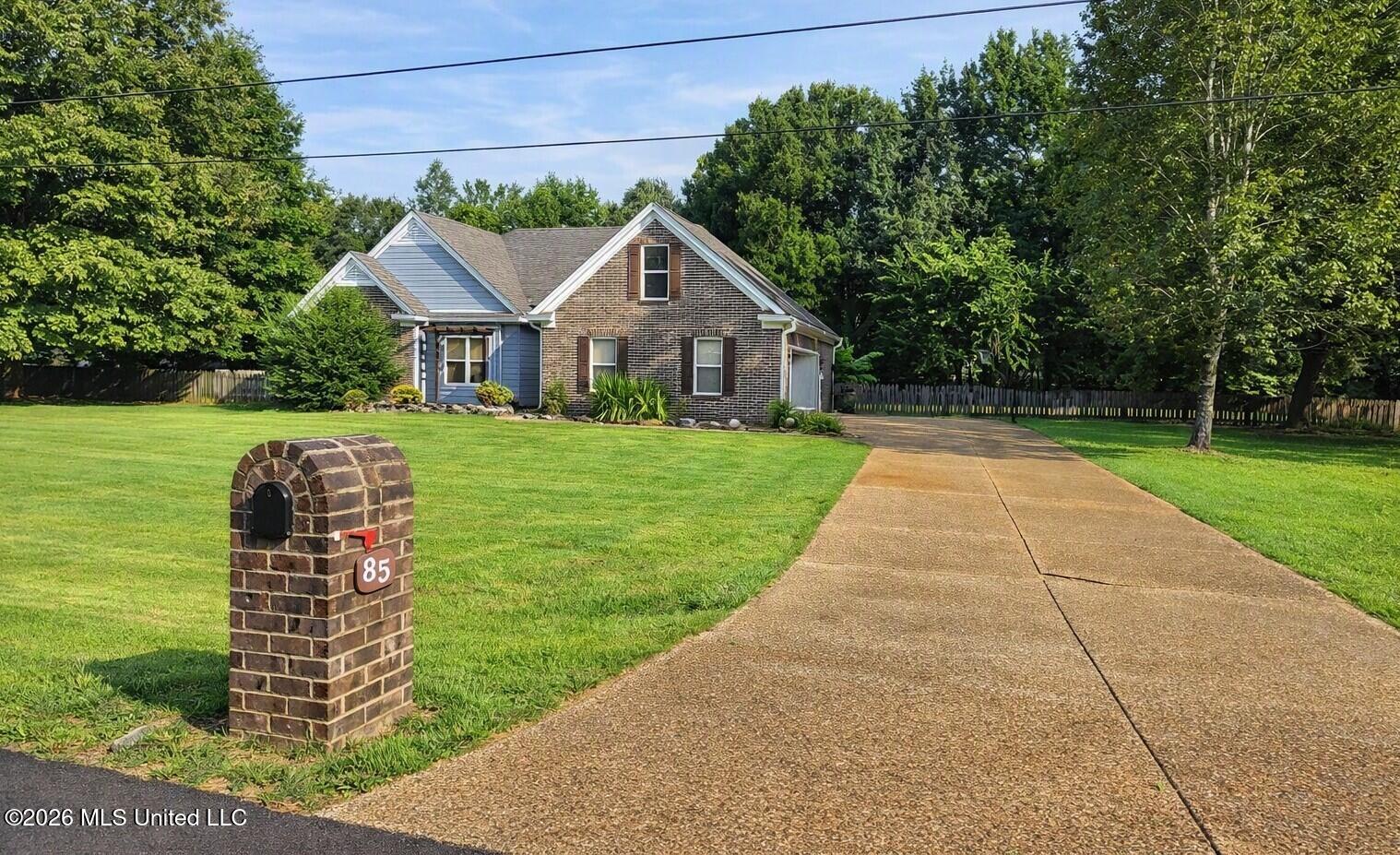 85 Lee Creek Cove Property Photo 2