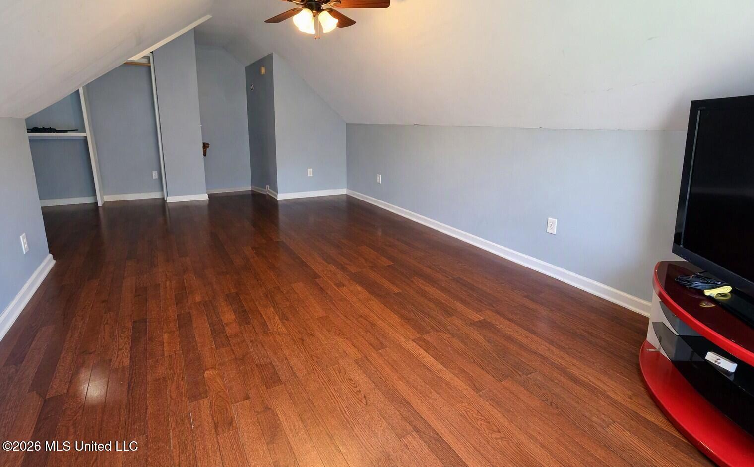 85 Lee Creek Cove Property Photo 16