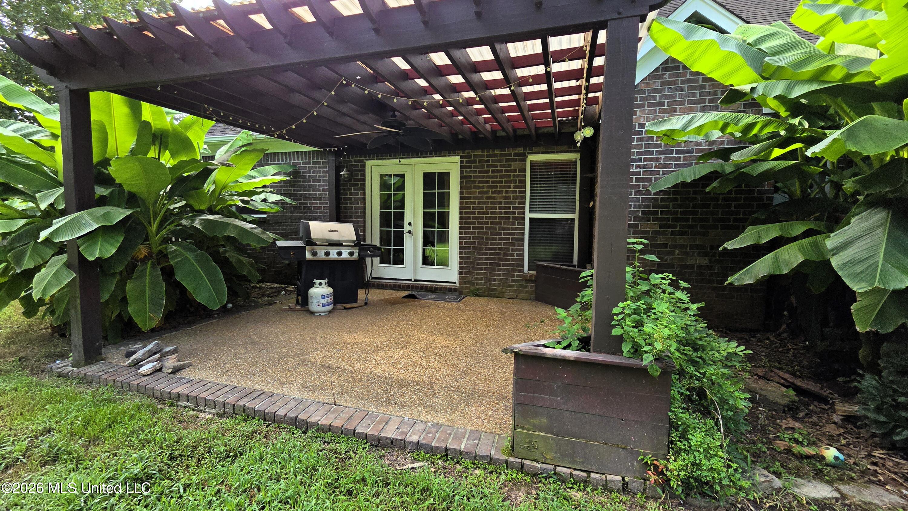85 Lee Creek Cove Property Photo 18