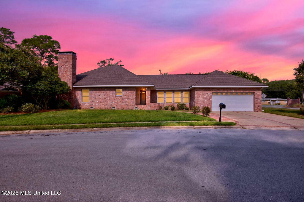 401 S Caribe Place Property Photo 1