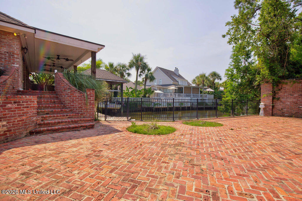 401 S Caribe Place Property Photo 14