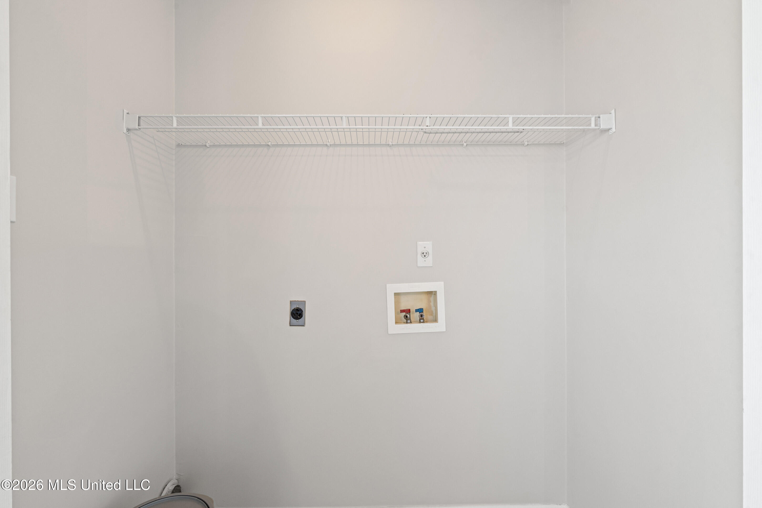 5330 Russell Drive Property Photo 15