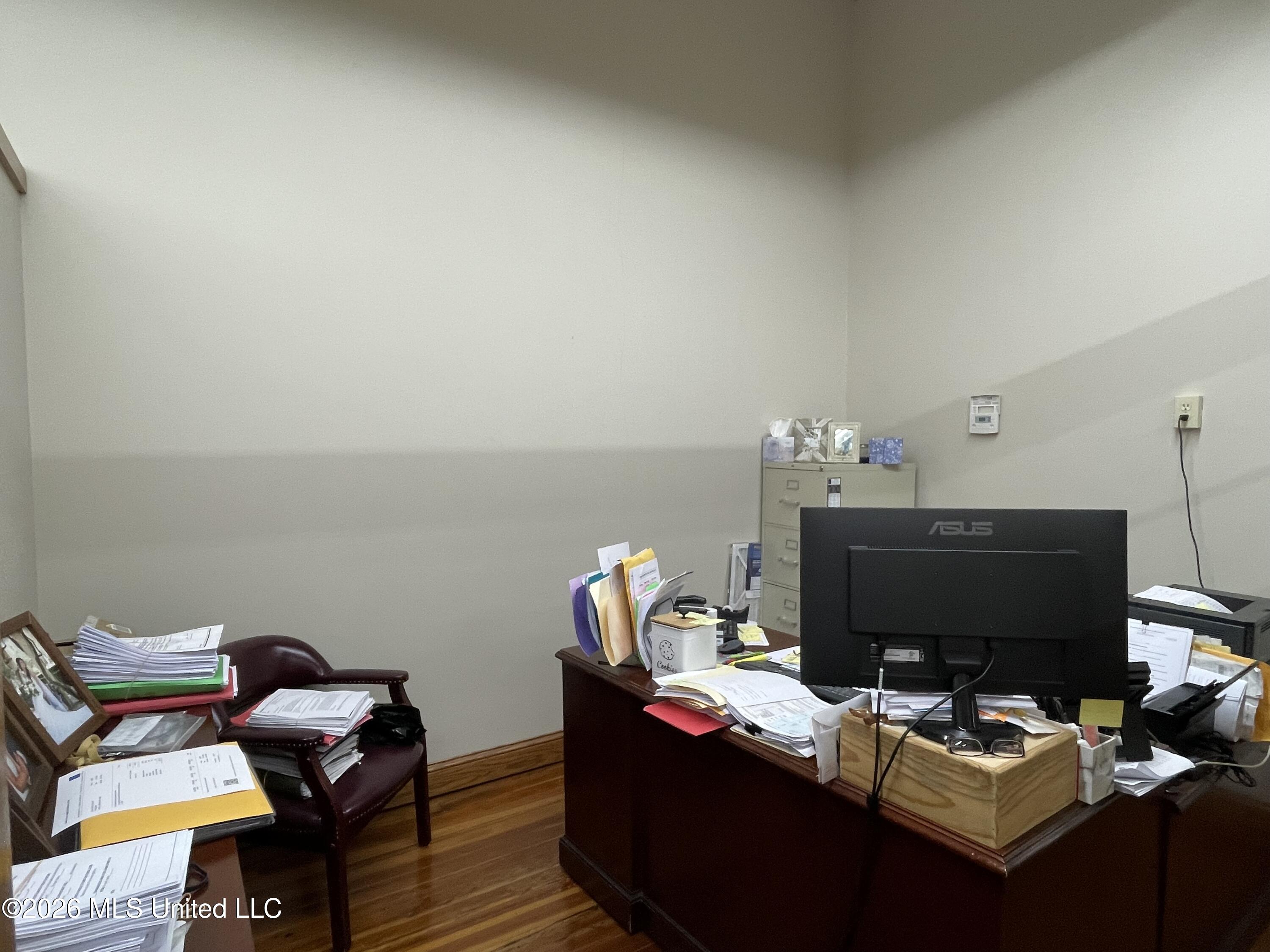 207 S Railroad Avenue Property Photo 12