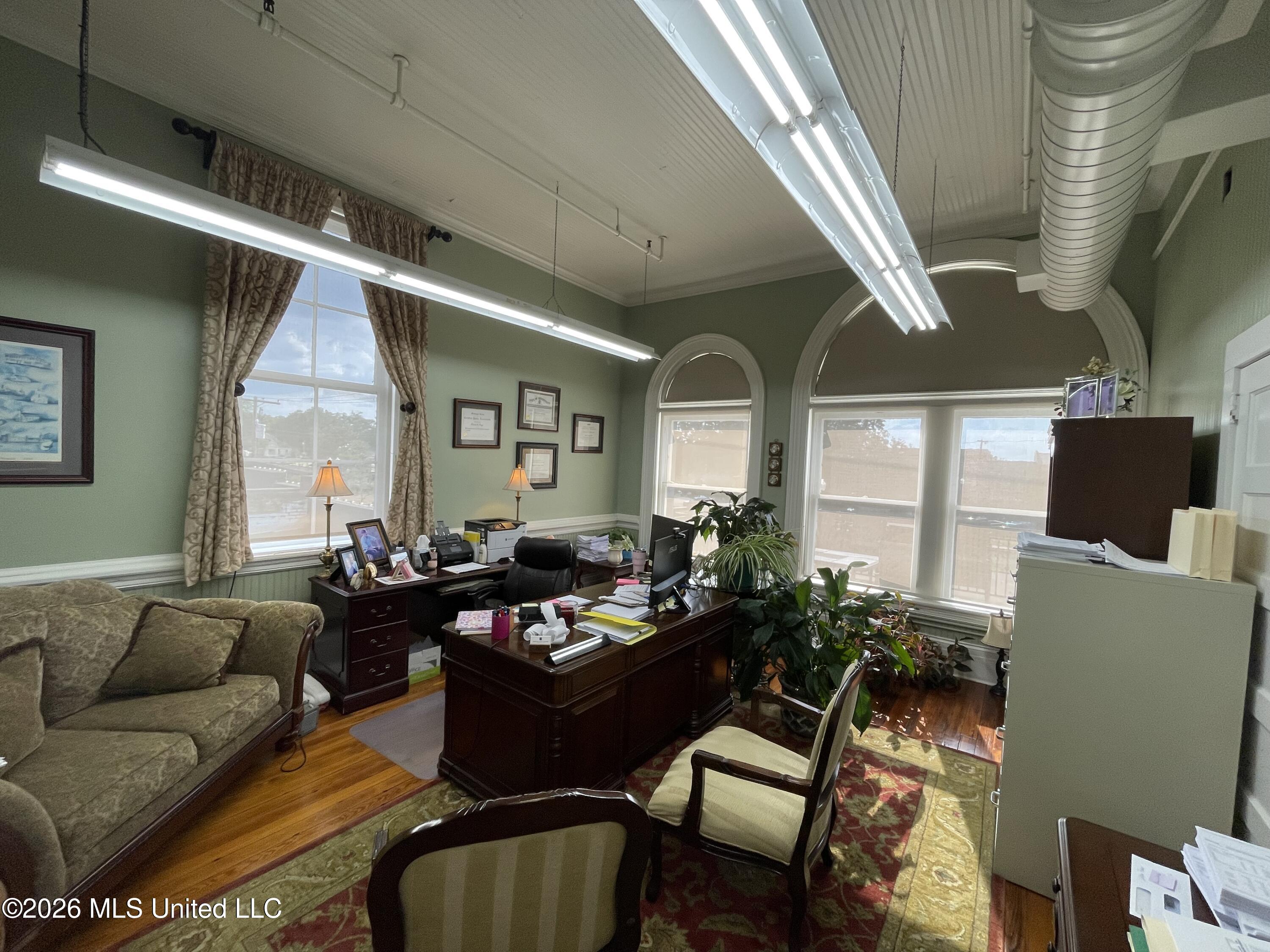 207 S Railroad Avenue Property Photo 25