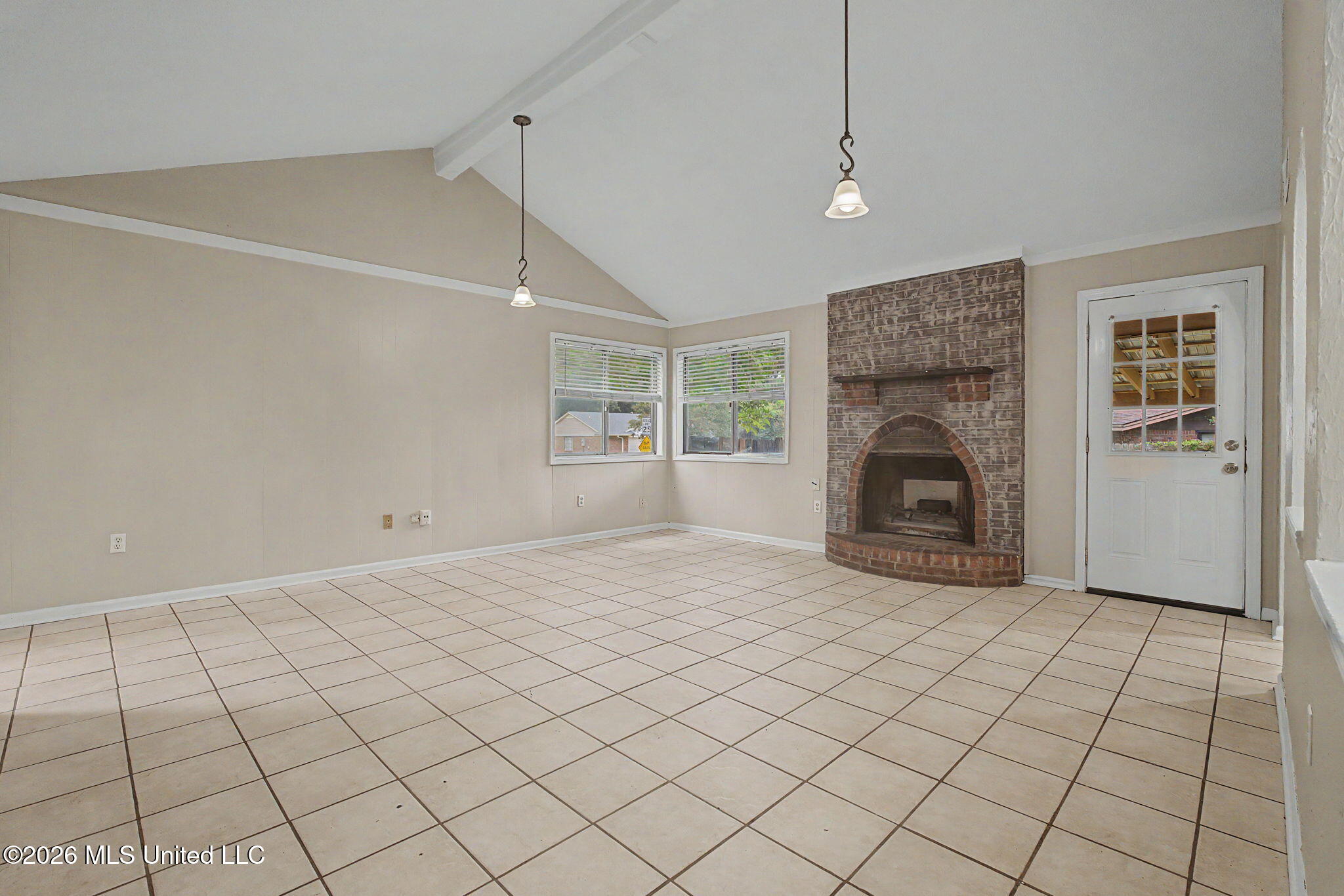 8432 Southernwood Cove Property Photo 7